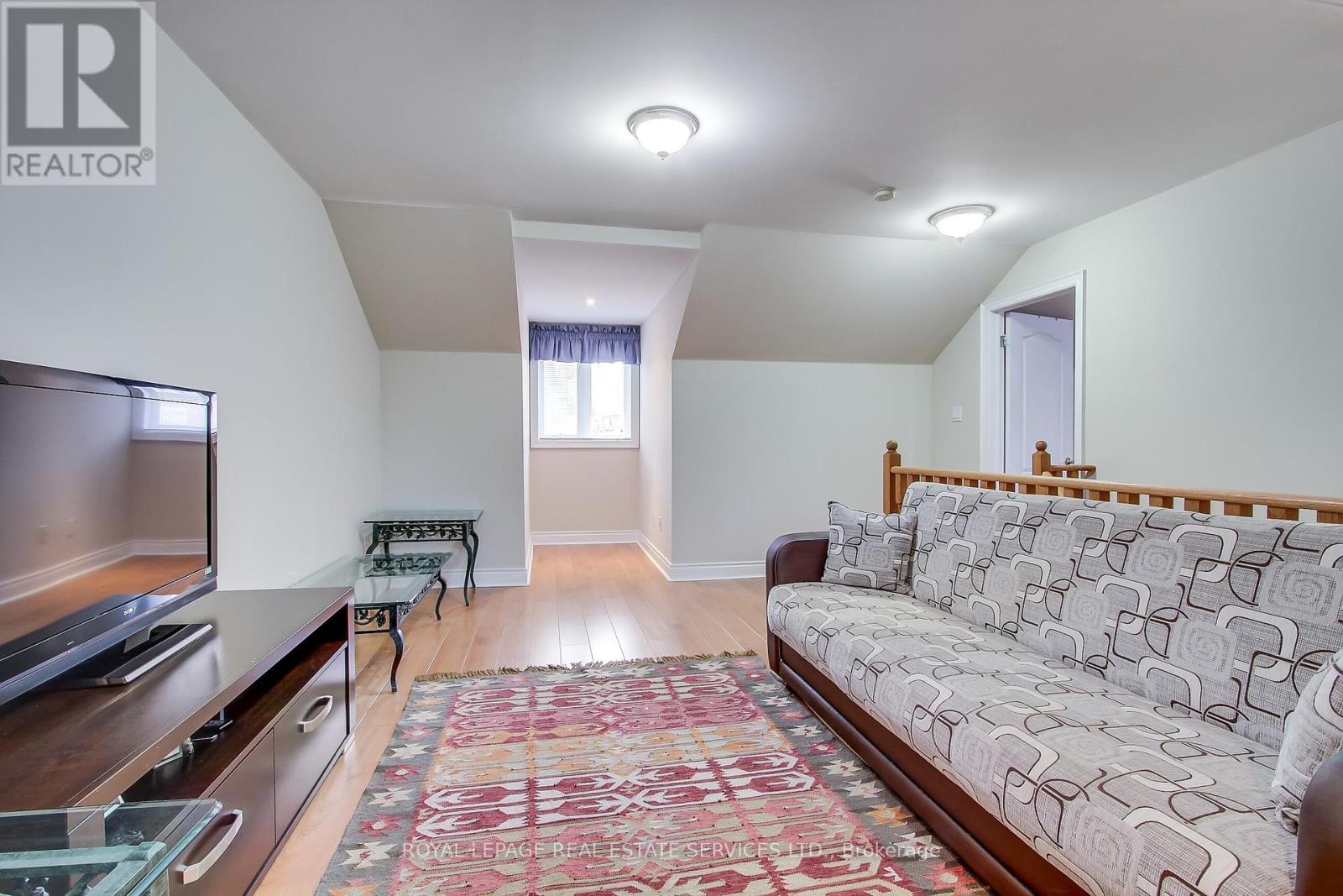 3 Tyre Avenue, Toronto, Ontario  M9A 1C5 - Photo 32 - W12434058