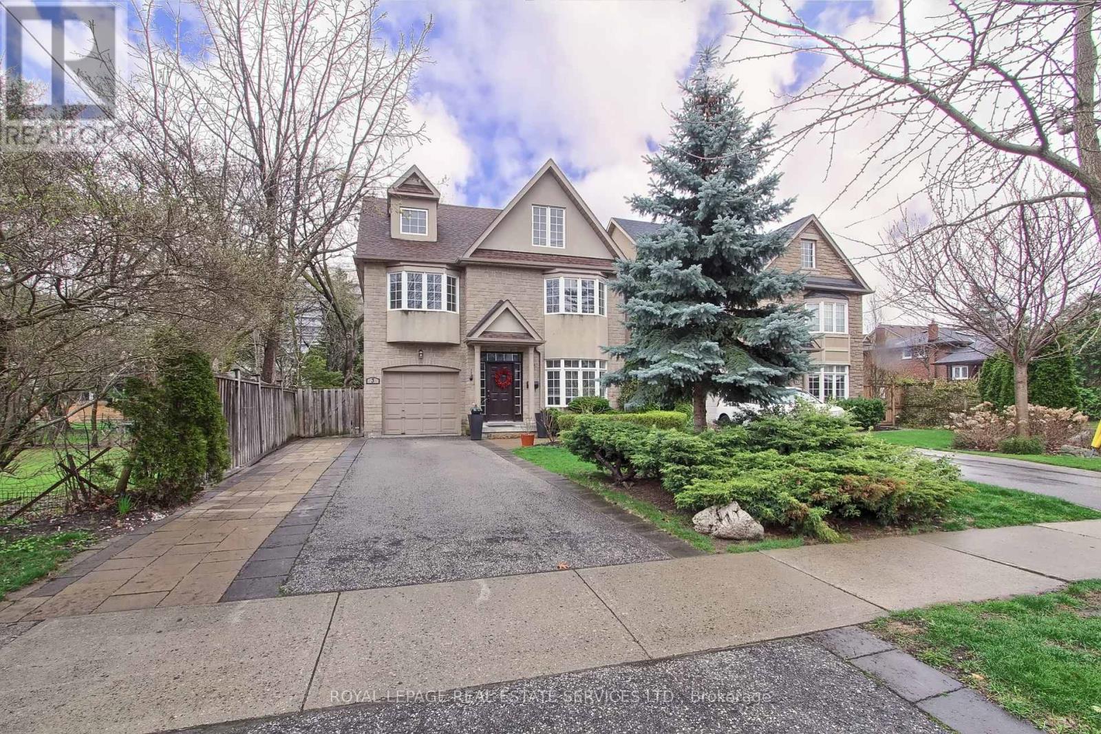 3 Tyre Avenue, Toronto, Ontario  M9A 1C5 - Photo 4 - W12434058
