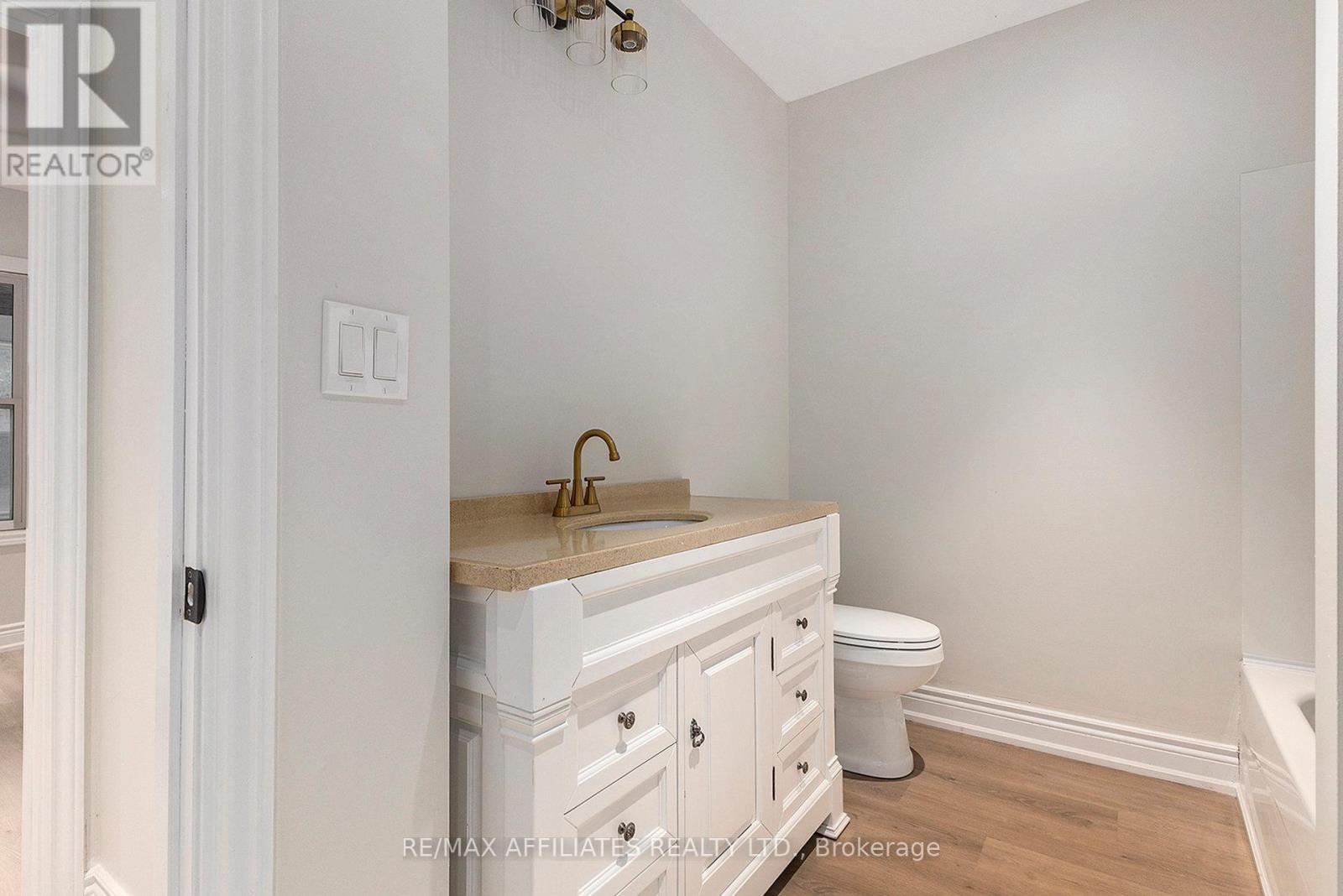 32 D'arcy Street, Perth, Ontario  K7H 2V2 - Photo 12 - X12280832