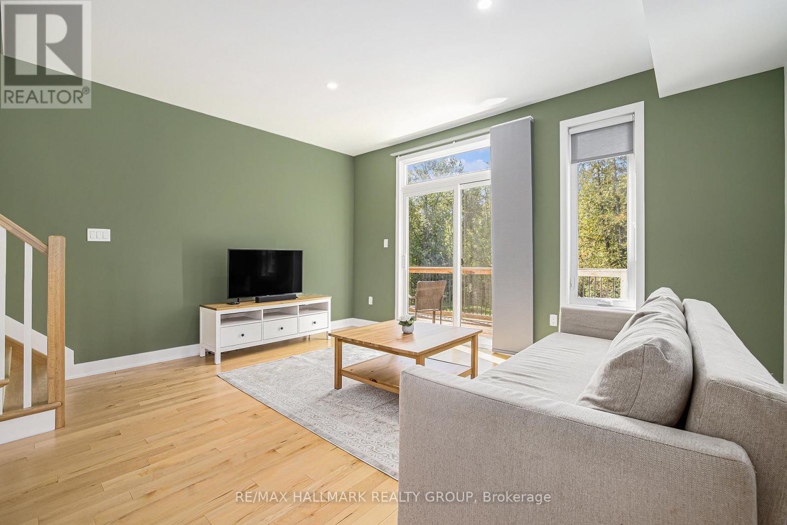 156 Country Meadow Drive, Ottawa, Ontario  K0A 1L0 - Photo 28 - X12412365