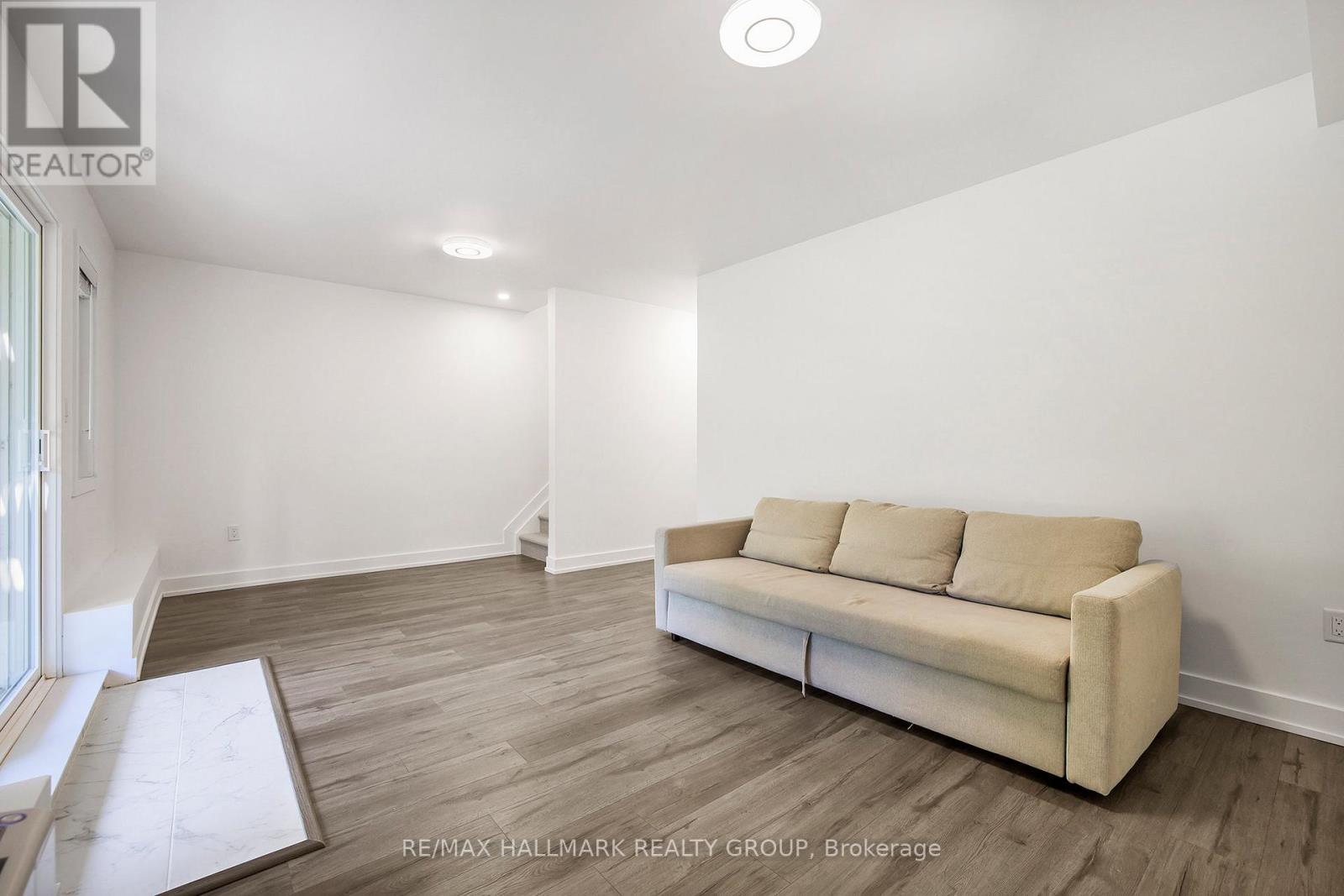 156 Country Meadow Drive, Ottawa, Ontario  K0A 1L0 - Photo 22 - X12412365