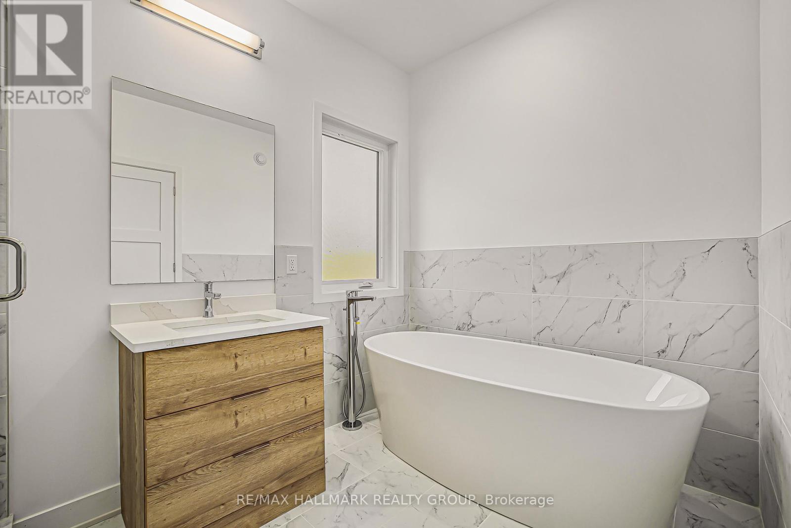 156 Country Meadow Drive, Ottawa, Ontario  K0A 1L0 - Photo 39 - X12412365