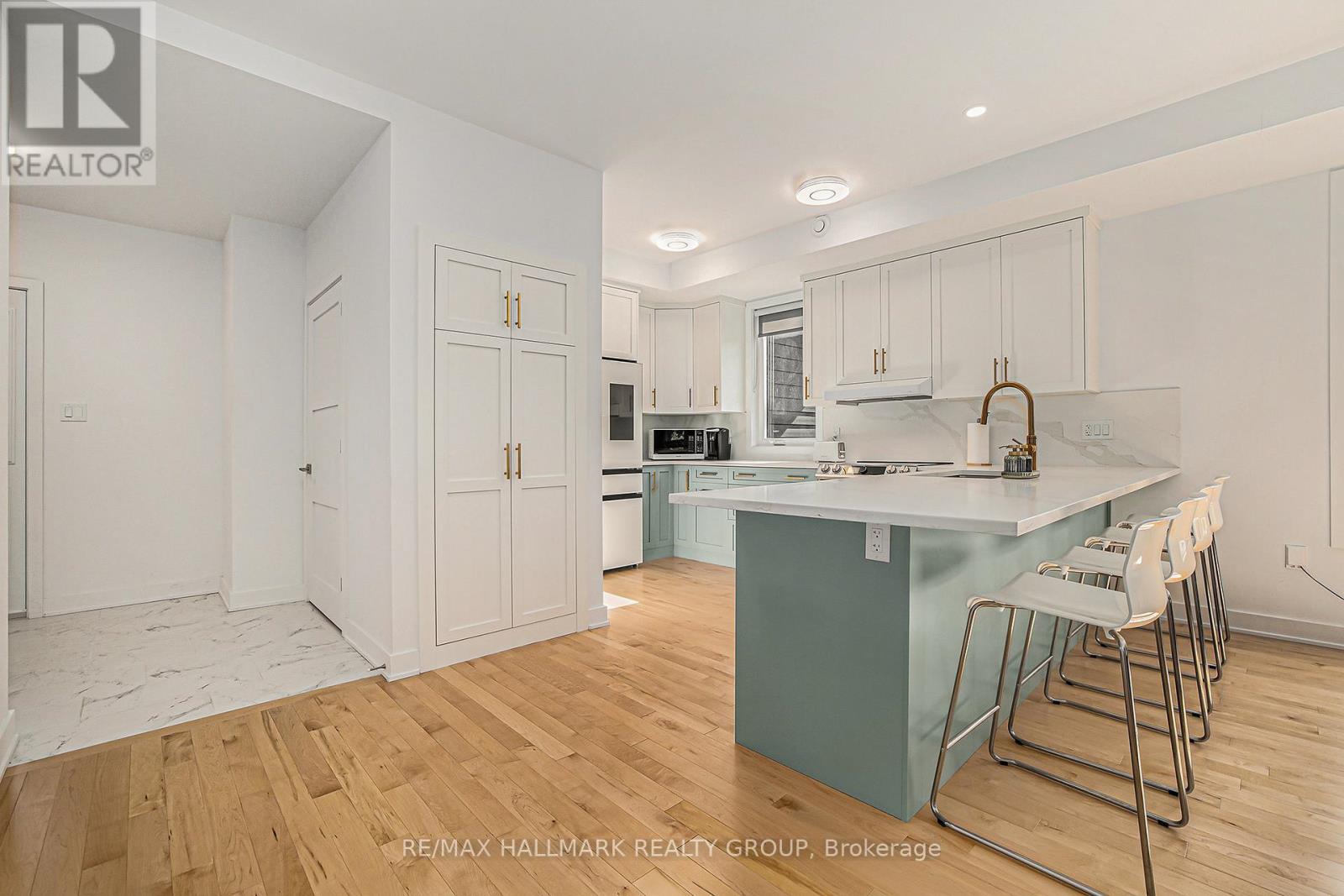 156 Country Meadow Drive, Ottawa, Ontario  K0A 1L0 - Photo 6 - X12412365