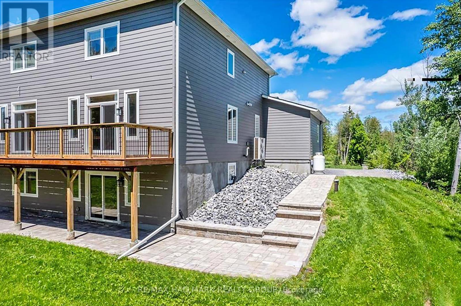156 Country Meadow Drive, Ottawa, Ontario  K0A 1L0 - Photo 45 - X12412365