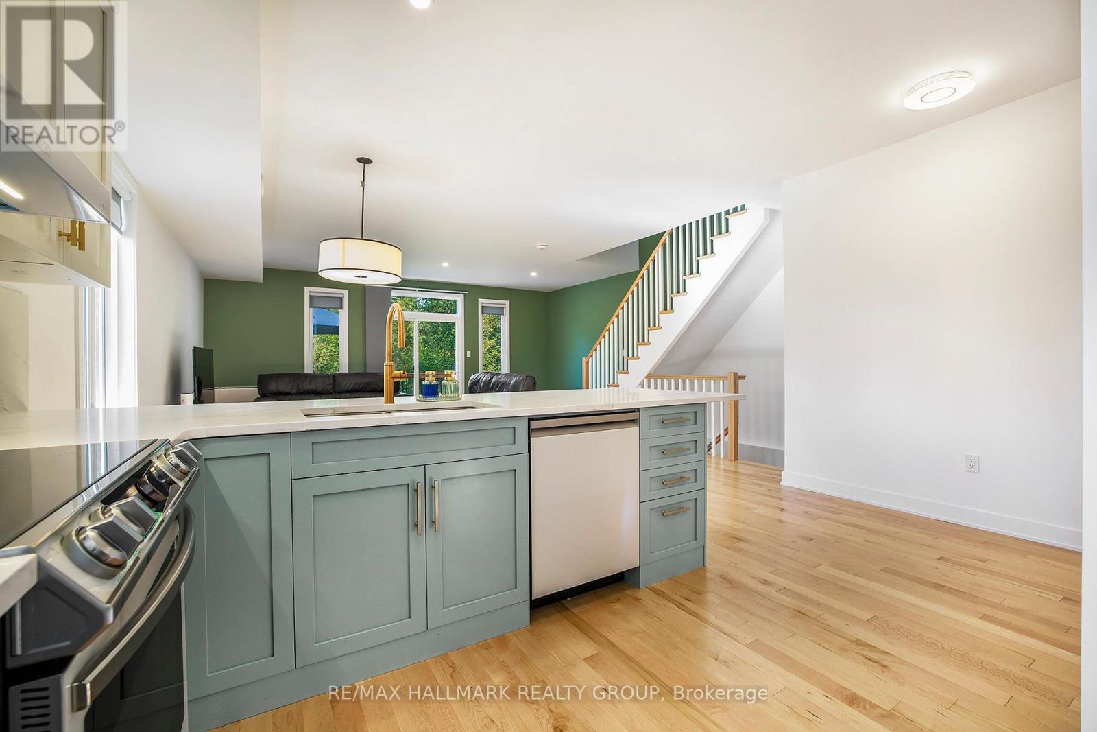 156 Country Meadow Drive, Ottawa, Ontario  K0A 1L0 - Photo 9 - X12412365