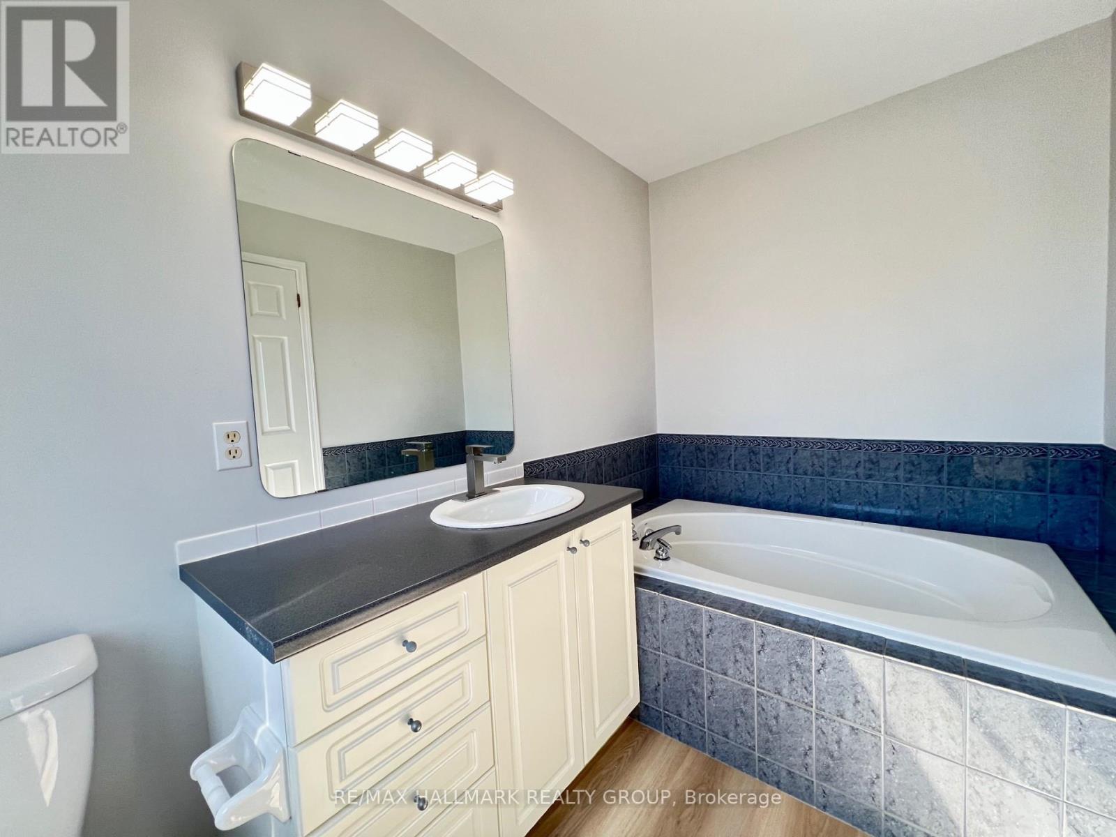 4 Valemont St Street, Ottawa, Ontario  K2G 6W2 - Photo 18 - X12434366