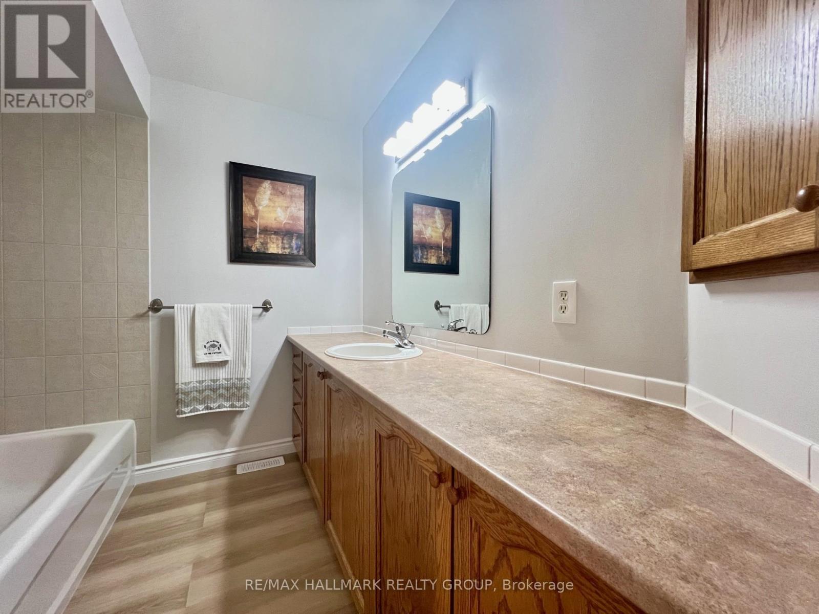 4 Valemont St Street, Ottawa, Ontario  K2G 6W2 - Photo 23 - X12434366