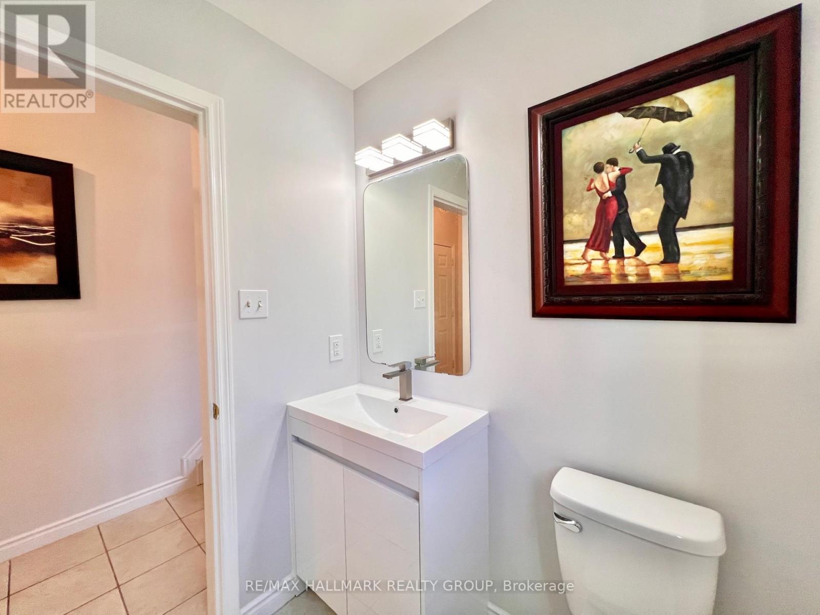 4 Valemont St Street, Ottawa, Ontario  K2G 6W2 - Photo 5 - X12434366