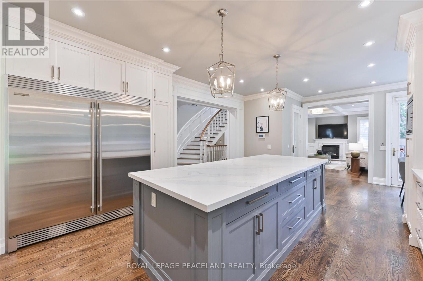 2 Flaremore Crescent, Toronto, Ontario  M2K 1V1 - Photo 14 - C12431269