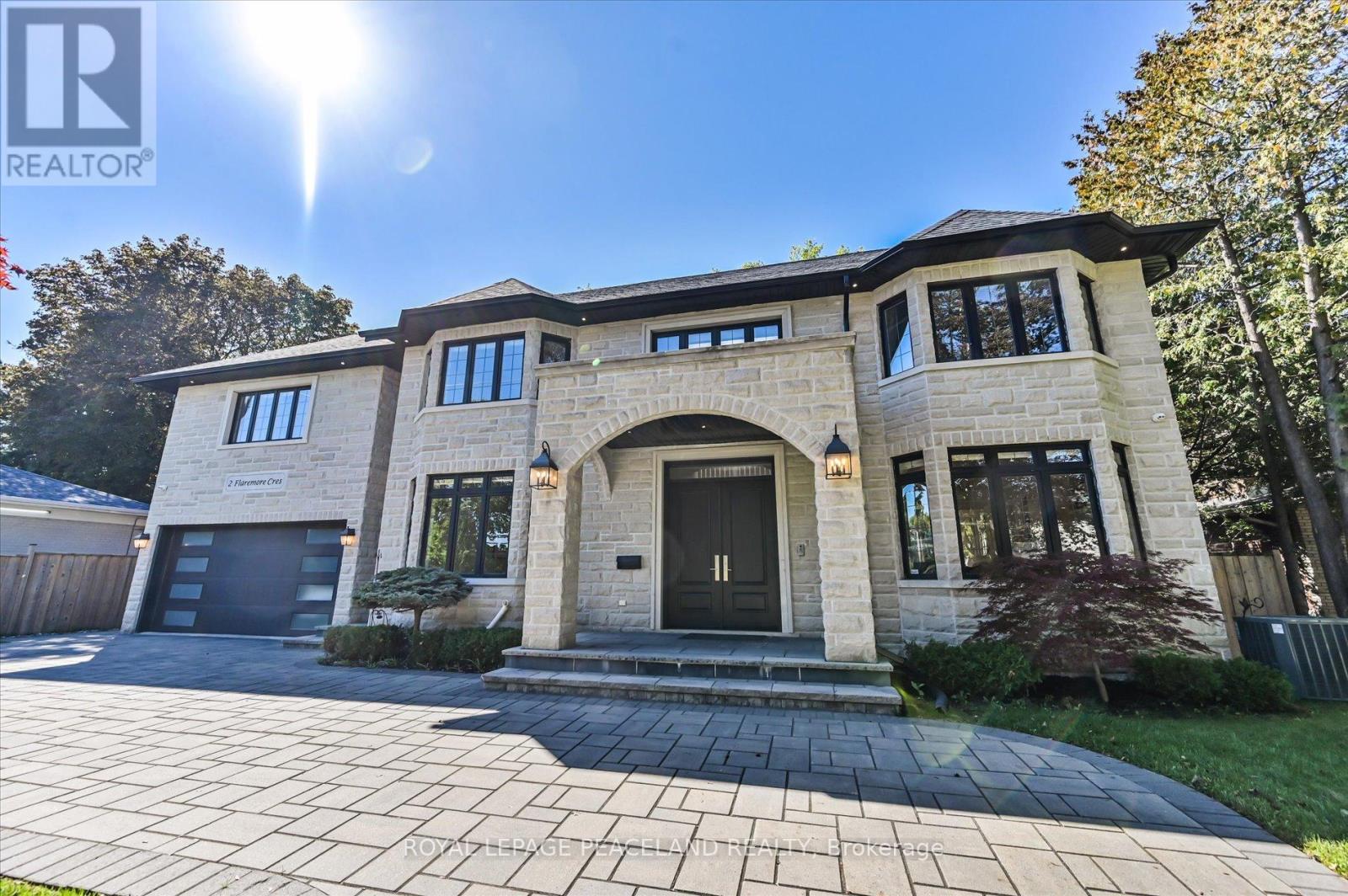 2 FLAREMORE CRESCENT, Toronto, Ontario