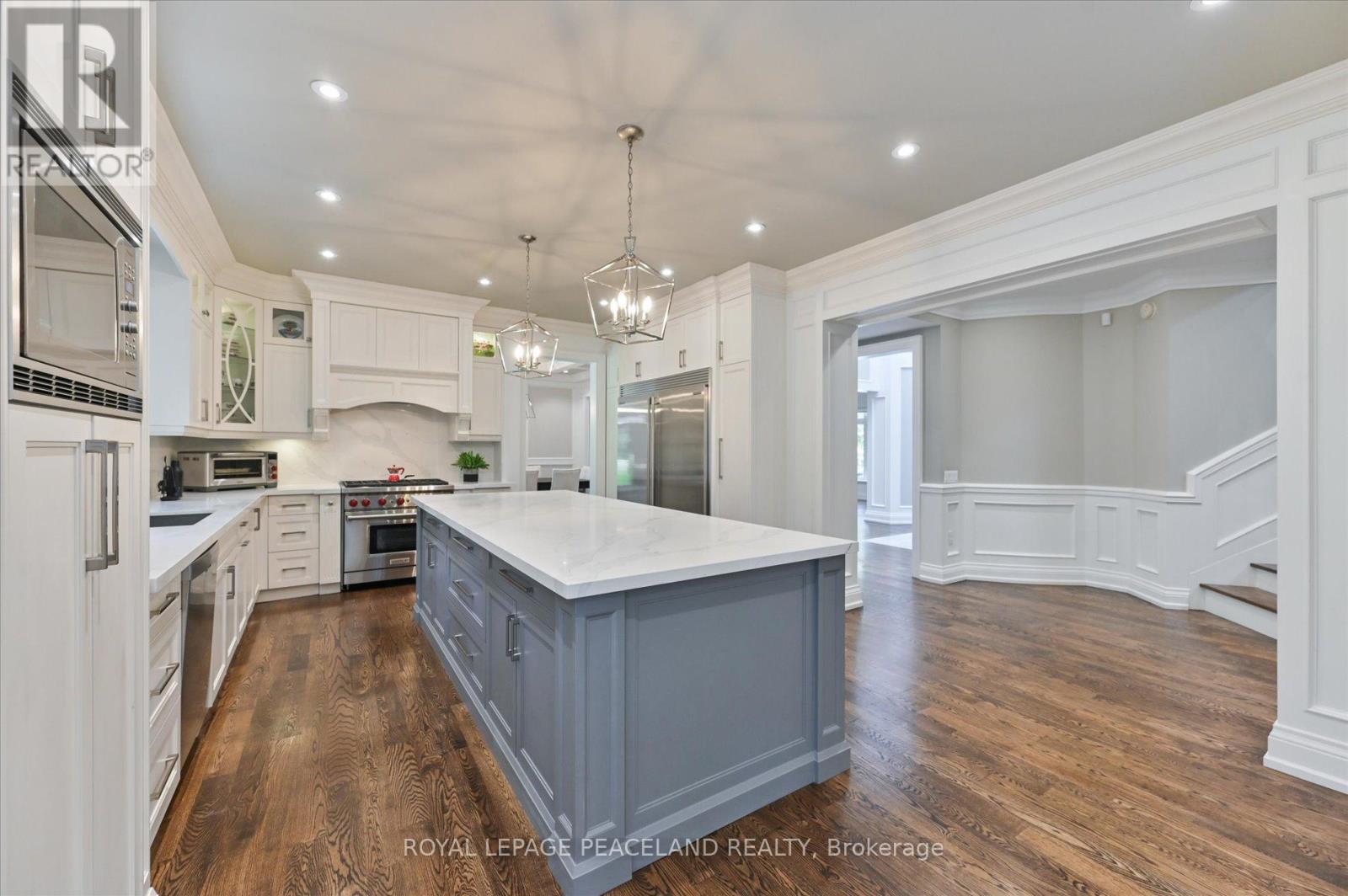 2 Flaremore Crescent, Toronto, Ontario  M2K 1V1 - Photo 16 - C12431269