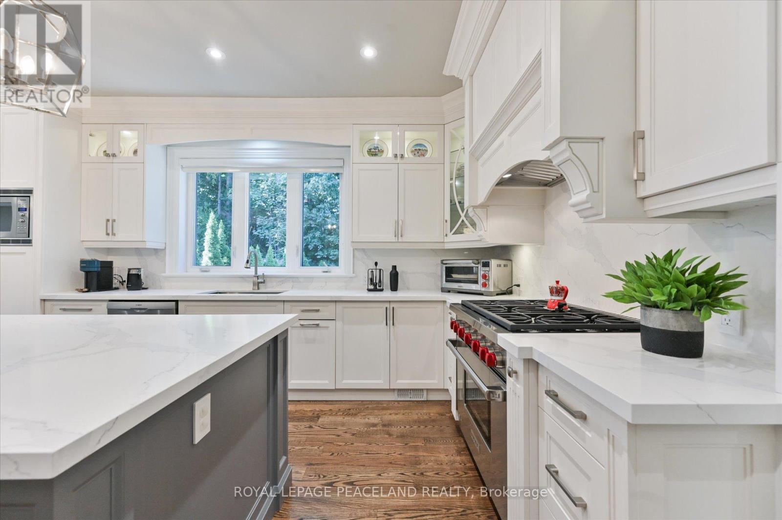 2 Flaremore Crescent, Toronto, Ontario  M2K 1V1 - Photo 13 - C12431269