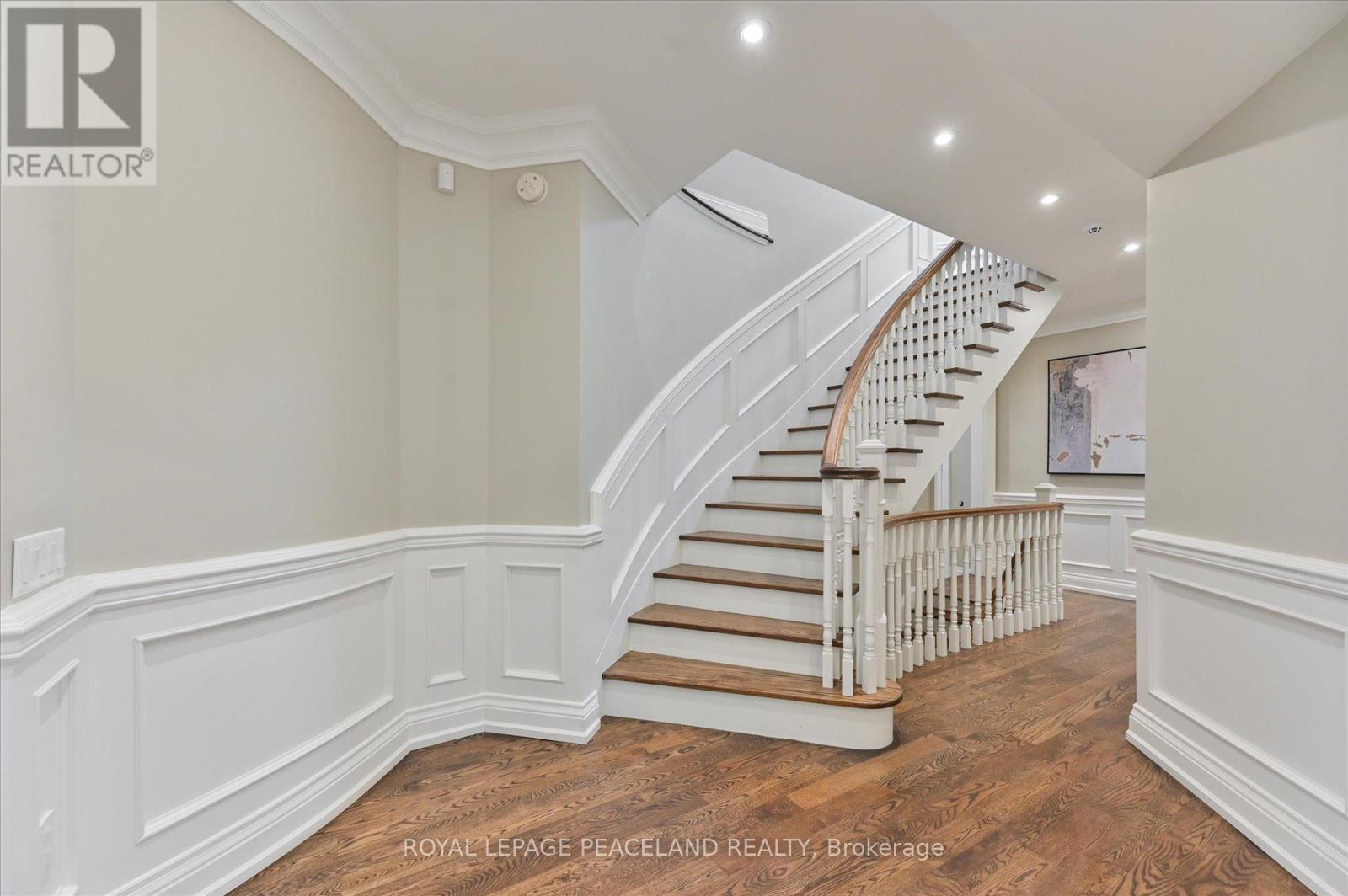 2 Flaremore Crescent, Toronto, Ontario  M2K 1V1 - Photo 23 - C12431269