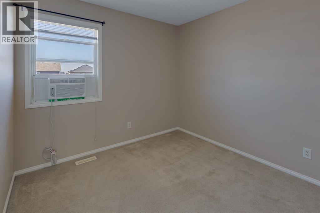 427 Saddlebrook Way Ne, Calgary, Alberta  T3J 5M7 - Photo 24 - A2248432