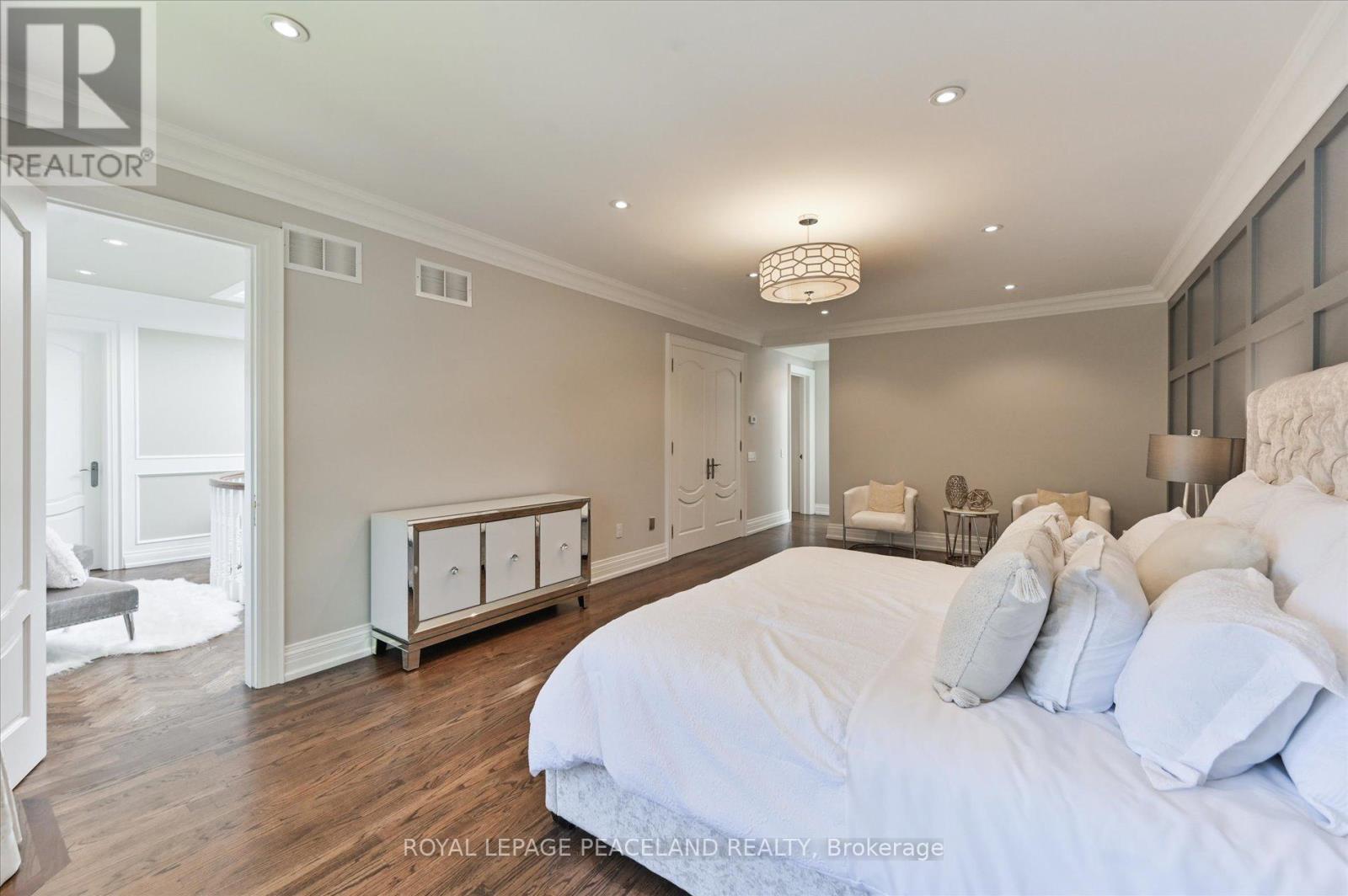 2 Flaremore Crescent, Toronto, Ontario  M2K 1V1 - Photo 32 - C12431269