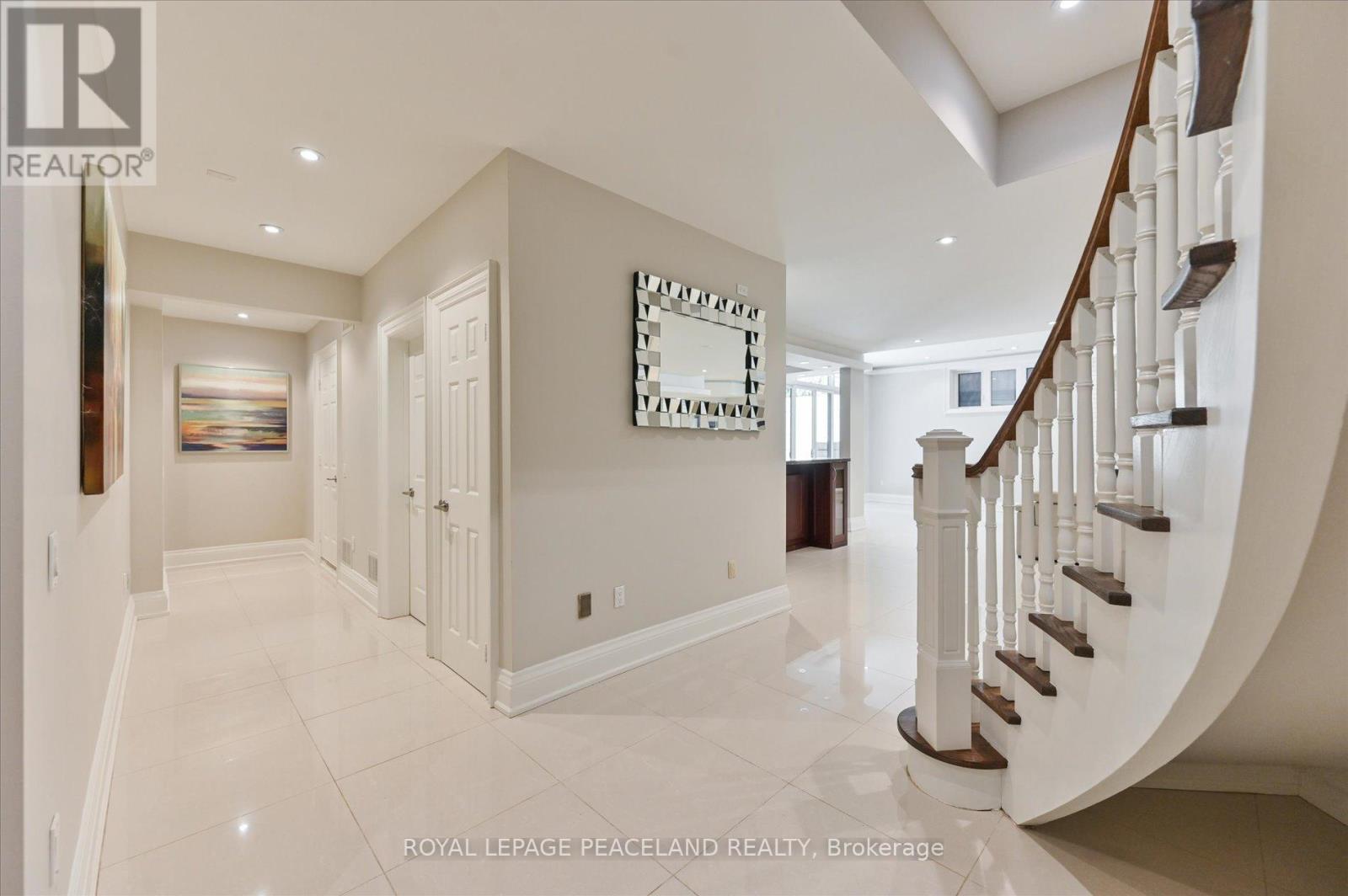 2 Flaremore Crescent, Toronto, Ontario  M2K 1V1 - Photo 44 - C12431269