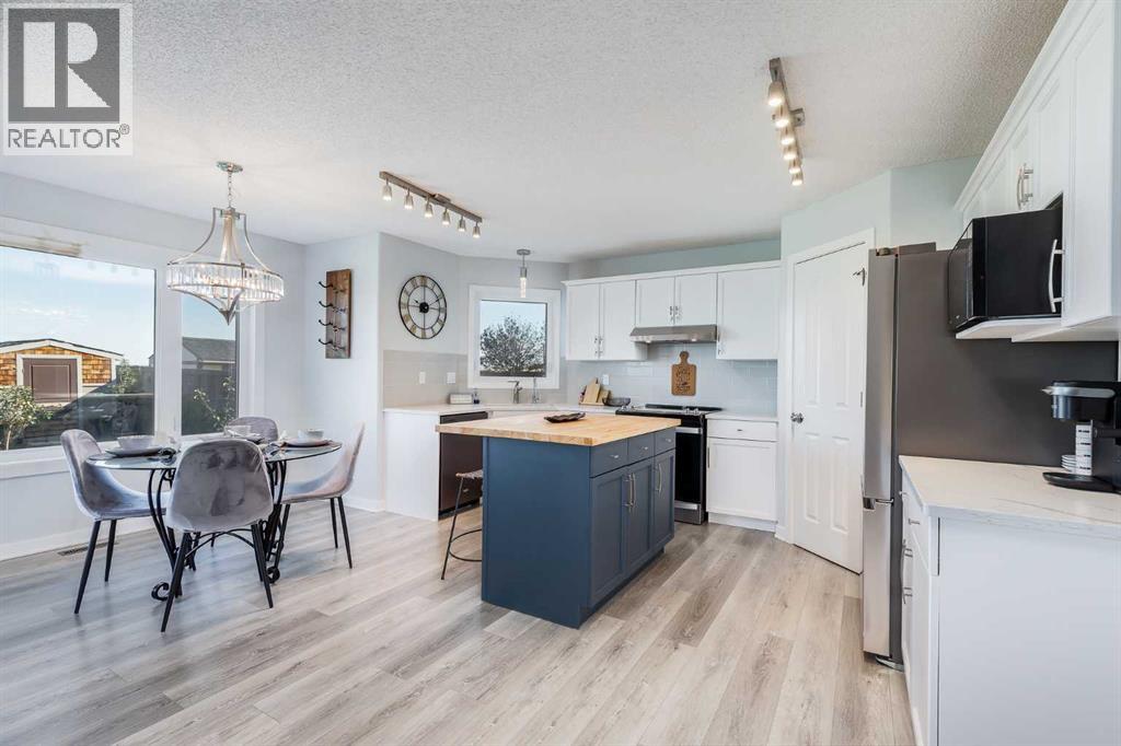 522 Stonegate Road Nw, Airdrie, Alberta  T4B 3A1 - Photo 12 - A2251886