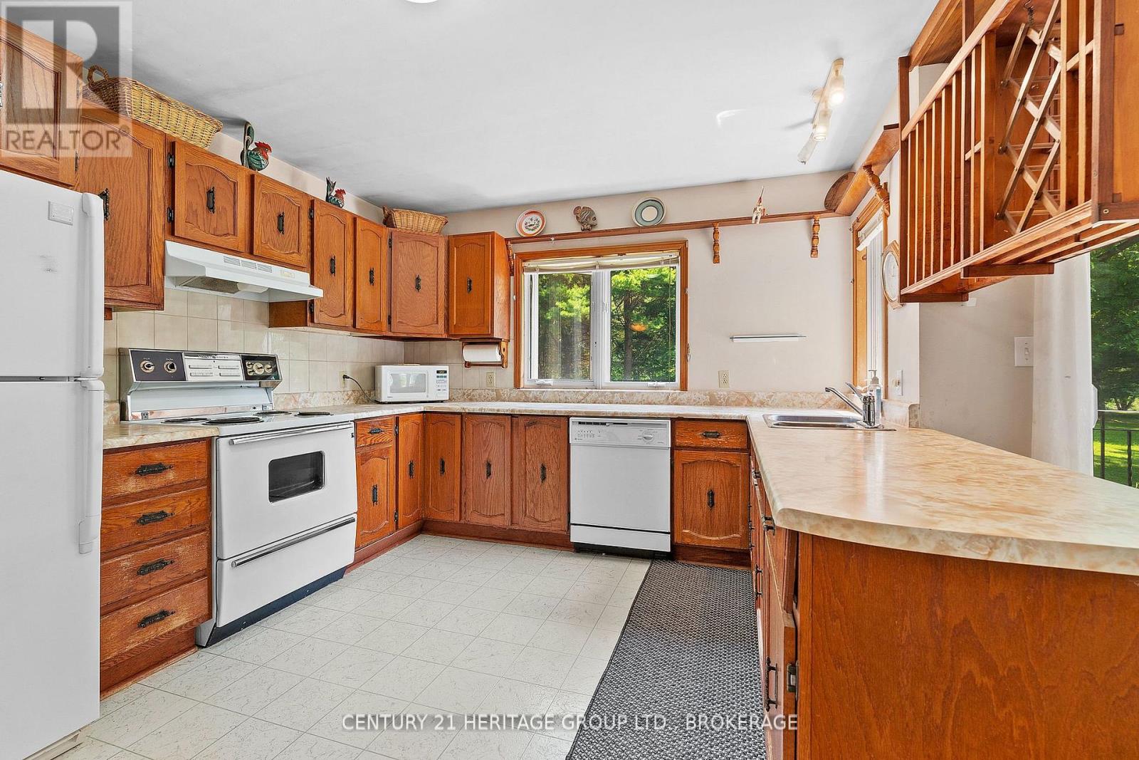 1882 Sunbury Road, Frontenac, Ontario  K0H 1X0 - Photo 13 - X12434391