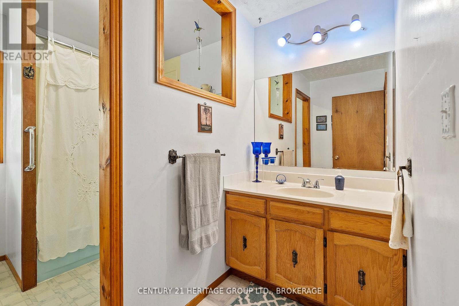 1882 Sunbury Road, Frontenac, Ontario  K0H 1X0 - Photo 21 - X12434391