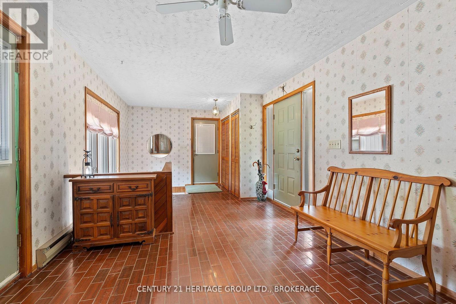 1882 Sunbury Road, Frontenac, Ontario  K0H 1X0 - Photo 24 - X12434391