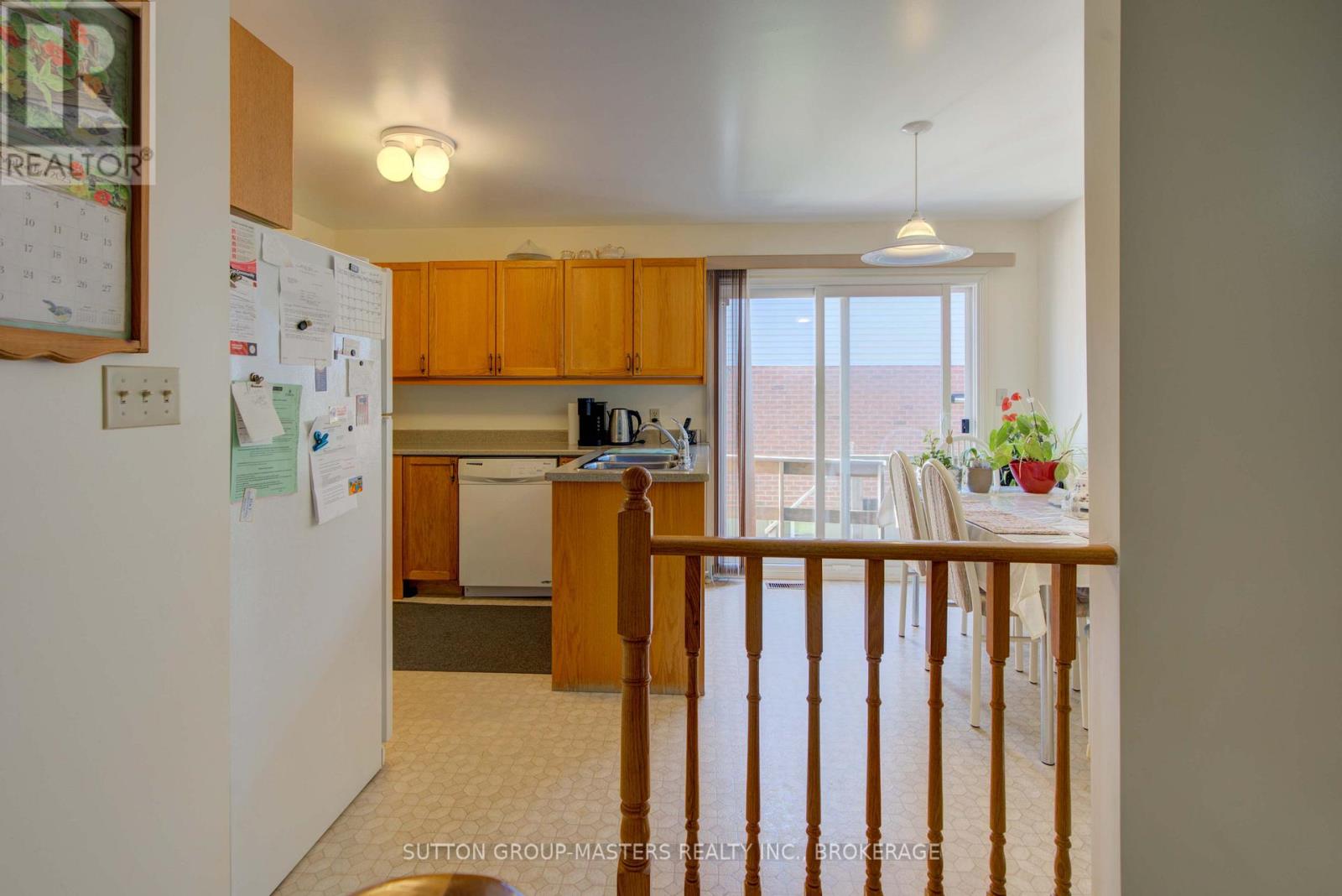 778 Davis Drive, Kingston, Ontario  K7M 8E7 - Photo 27 - X12434498