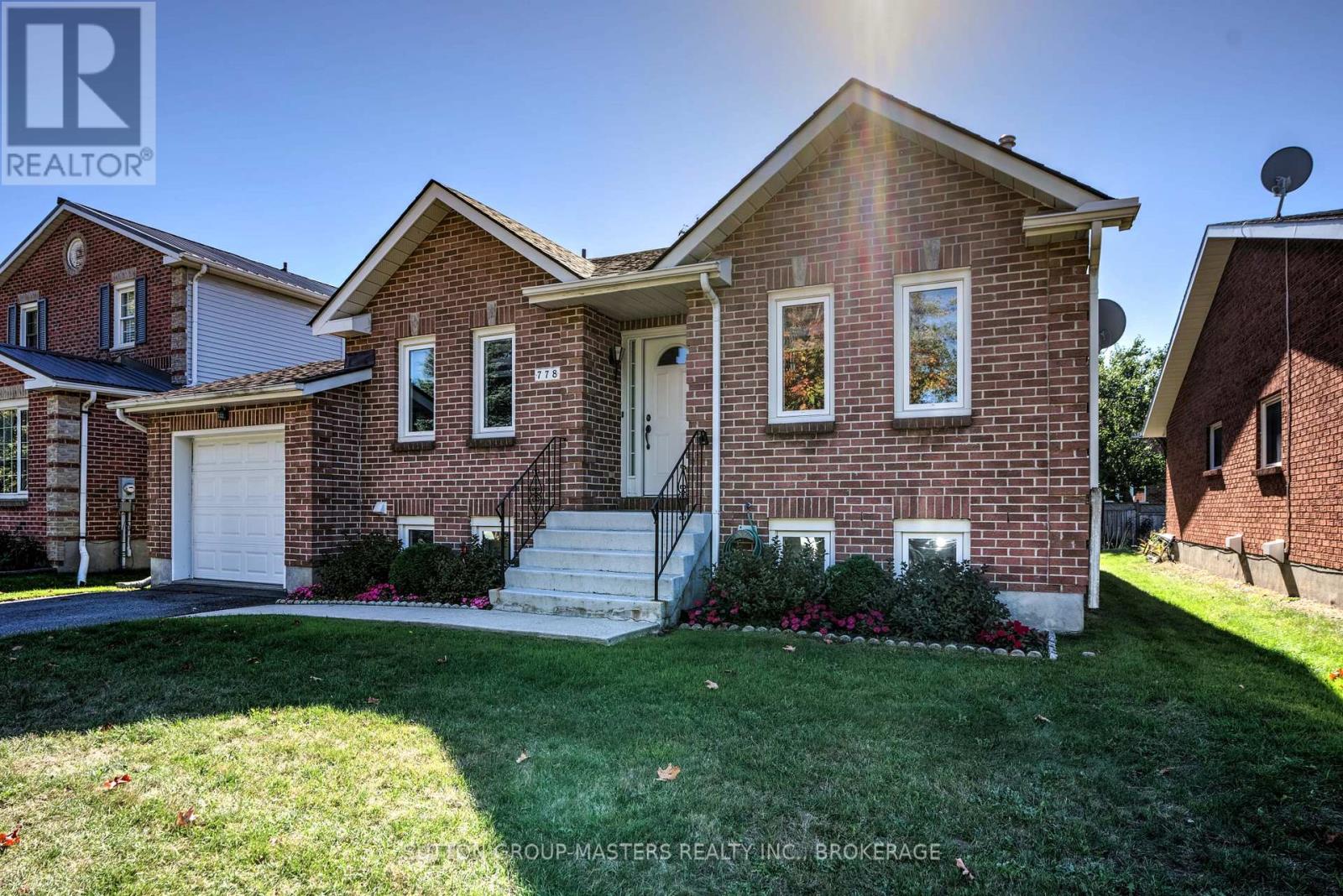 778 Davis Drive, Kingston, Ontario  K7M 8E7 - Photo 3 - X12434498