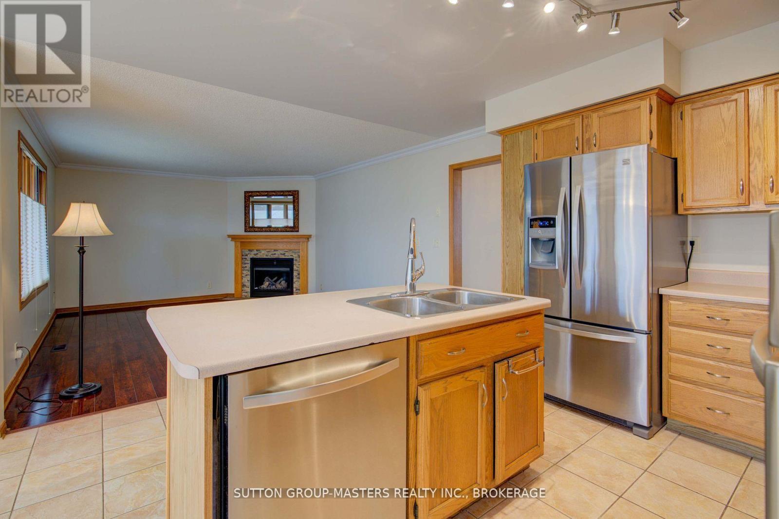 873 Irving Court, Kingston, Ontario  K7P 2R6 - Photo 41 - X12434508