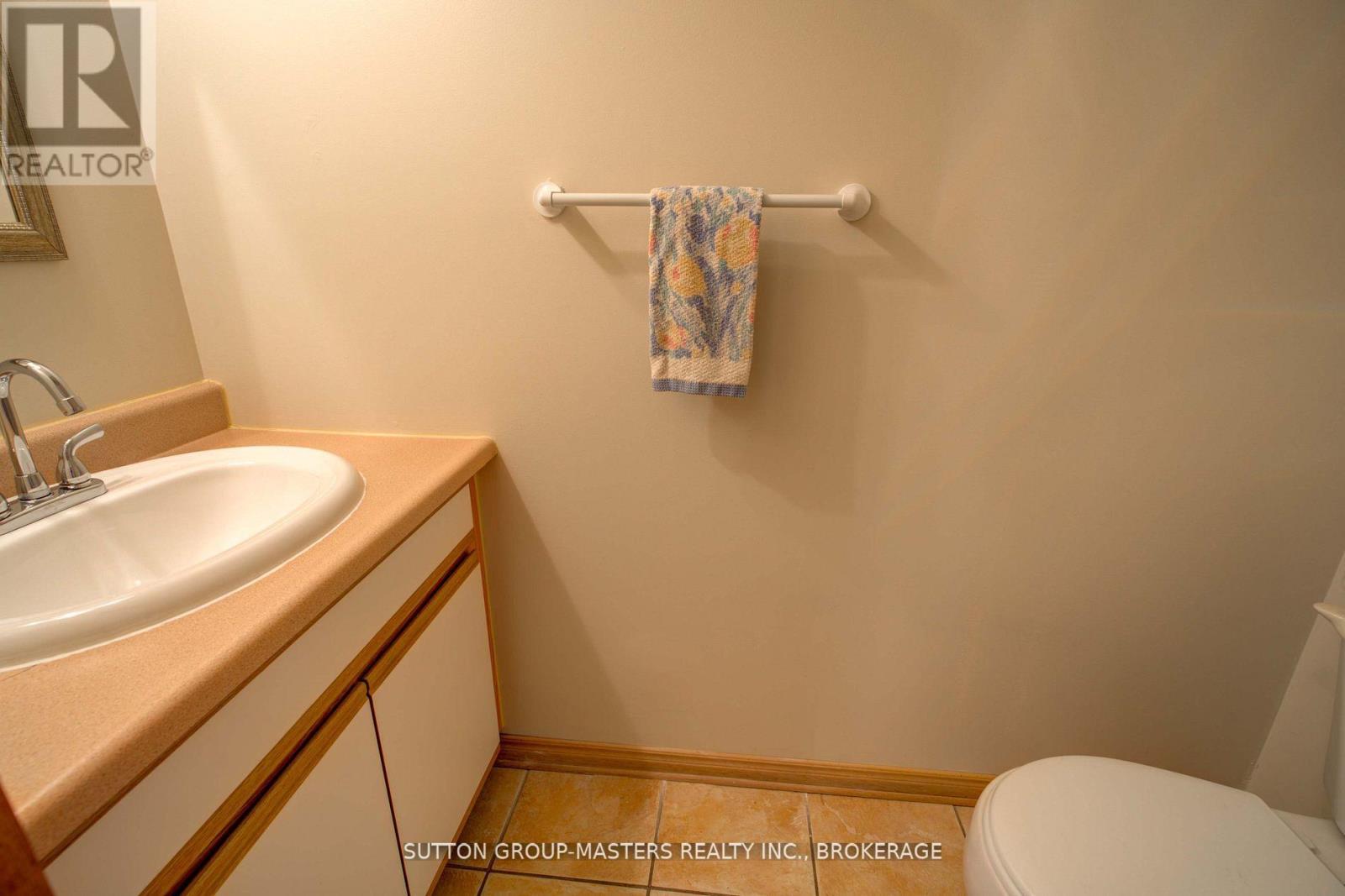 873 Irving Court, Kingston, Ontario  K7P 2R6 - Photo 47 - X12434508