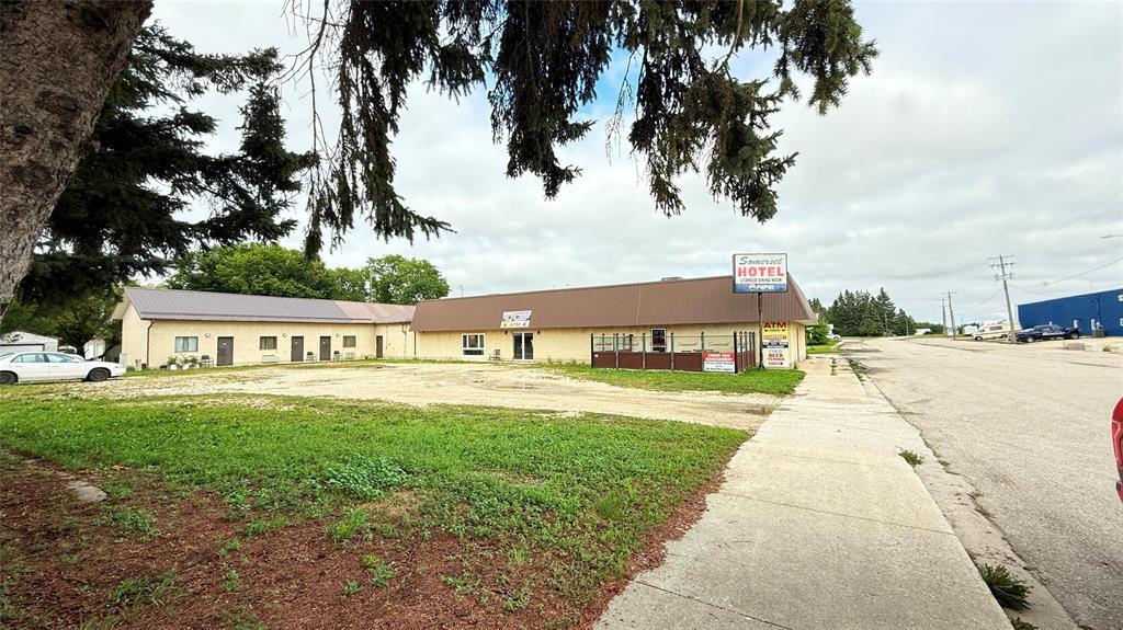271 Carlton Avenue, Somerset, Manitoba  R0G 2L0 - Photo 1 - 202525363