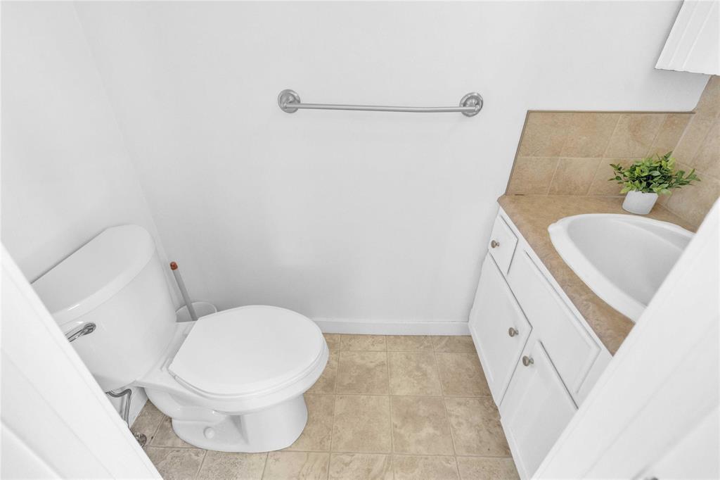 305 Mountain Avenue, Winnipeg, Manitoba  R2W 1J9 - Photo 7 - 202525481