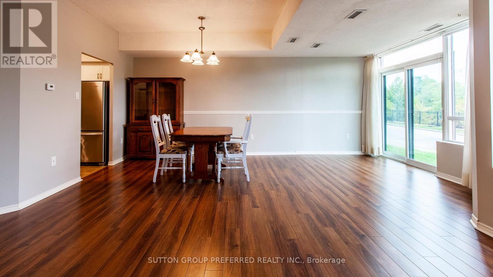 109 - 521 Riverside Drive, London North, Ontario  N6H 5E2 - Photo 15 - X12434399