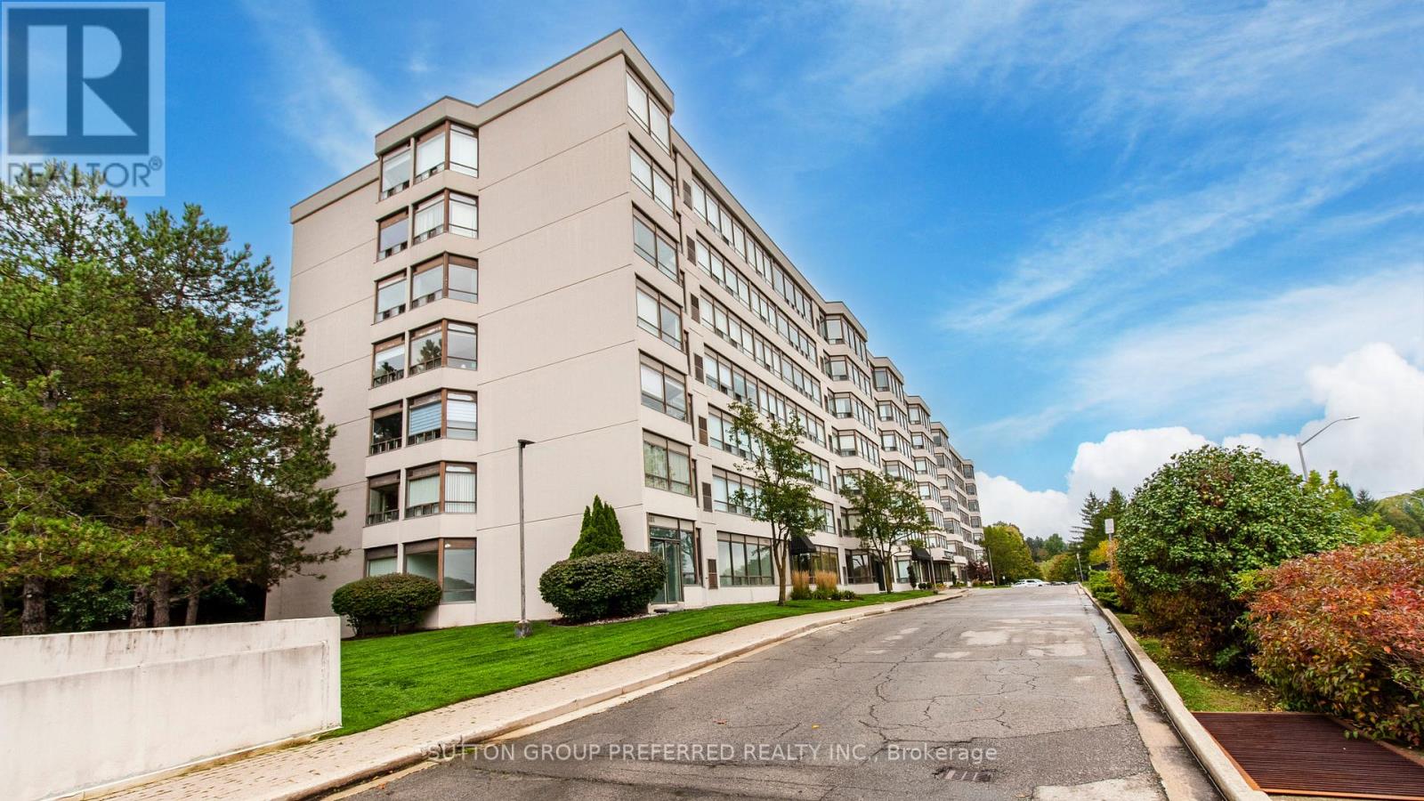 109 - 521 Riverside Drive, London North, Ontario  N6H 5E2 - Photo 2 - X12434399