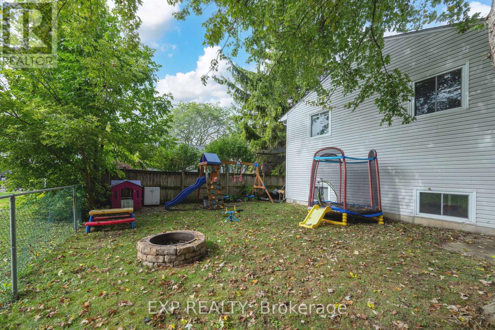 272 Mary Street, Dutton/dunwich, Ontario  N0L 1J0 - Photo 26 - X12434430