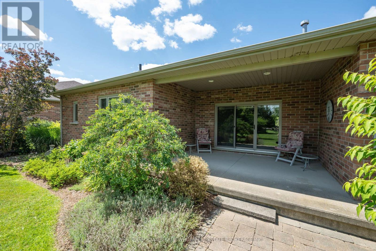 2409 Marlene Stewart Street, London South, Ontario  N6K 5R3 - Photo 31 - X12434486