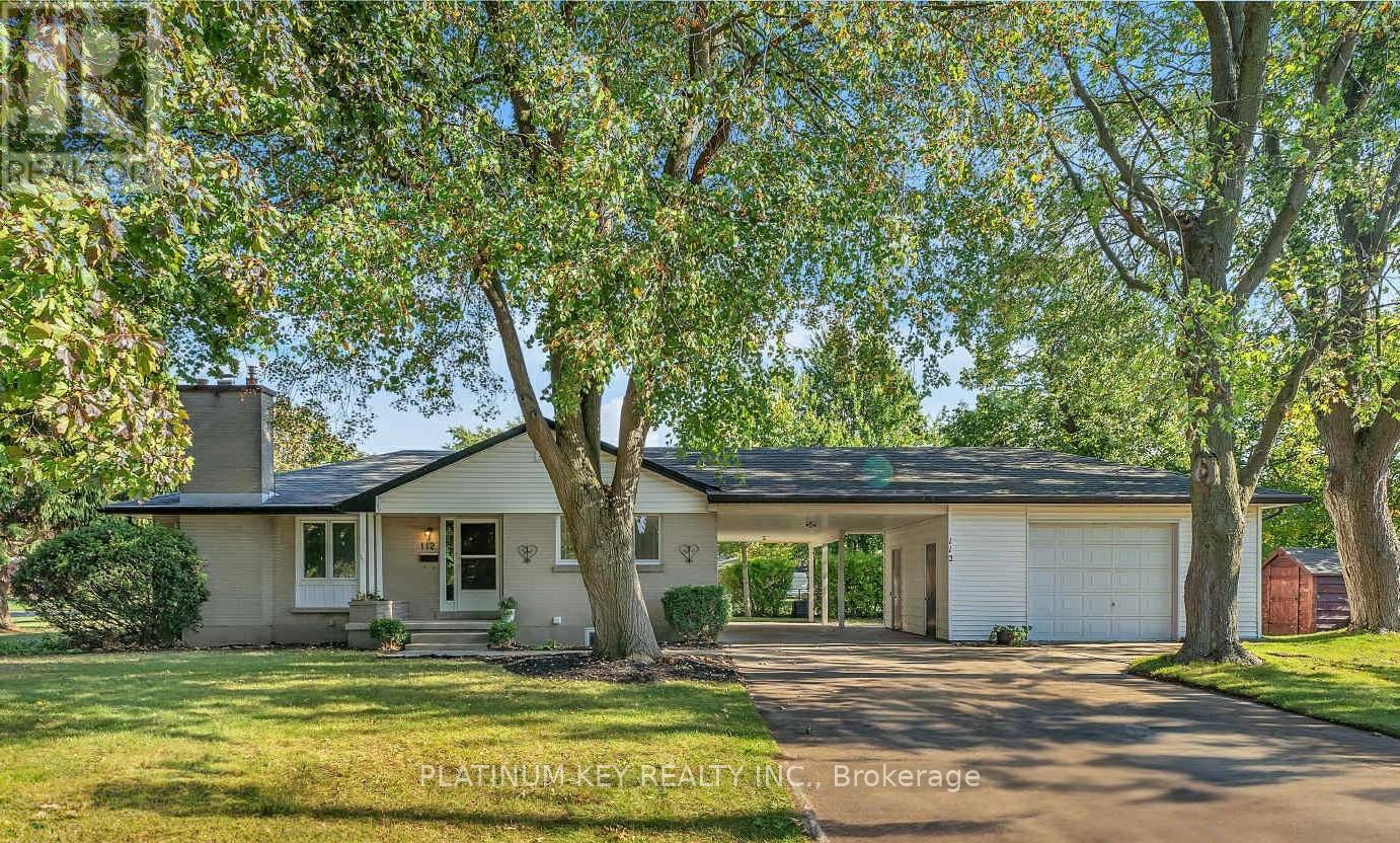 112 Ontario Street, Strathroy-Caradoc, Ontario  N7G 1B6 - Photo 1 - X12434490
