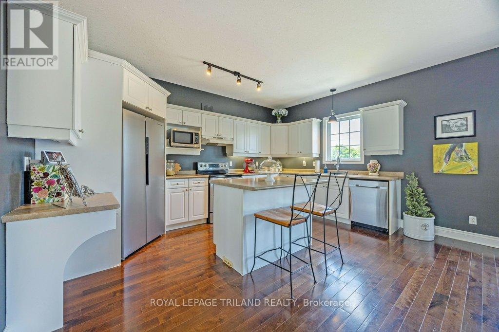 780 Whitehaven Crescent, London North, Ontario  N6G 4V6 - Photo 18 - X12434525