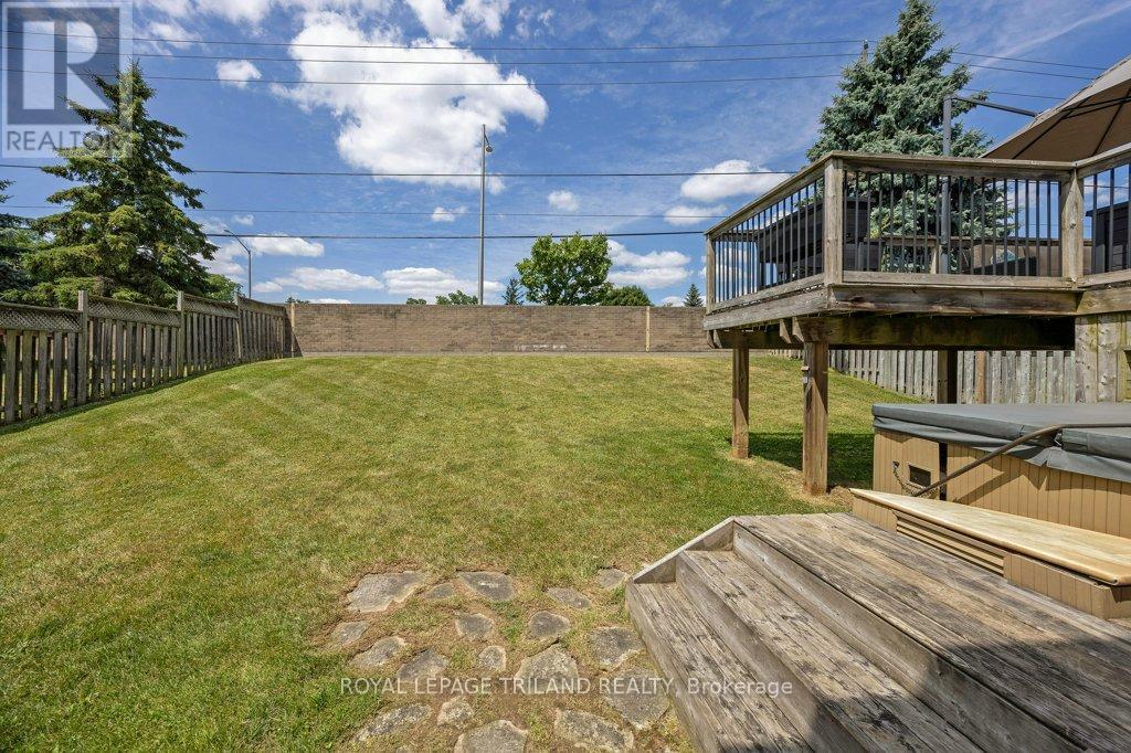 780 Whitehaven Crescent, London North, Ontario  N6G 4V6 - Photo 40 - X12434525