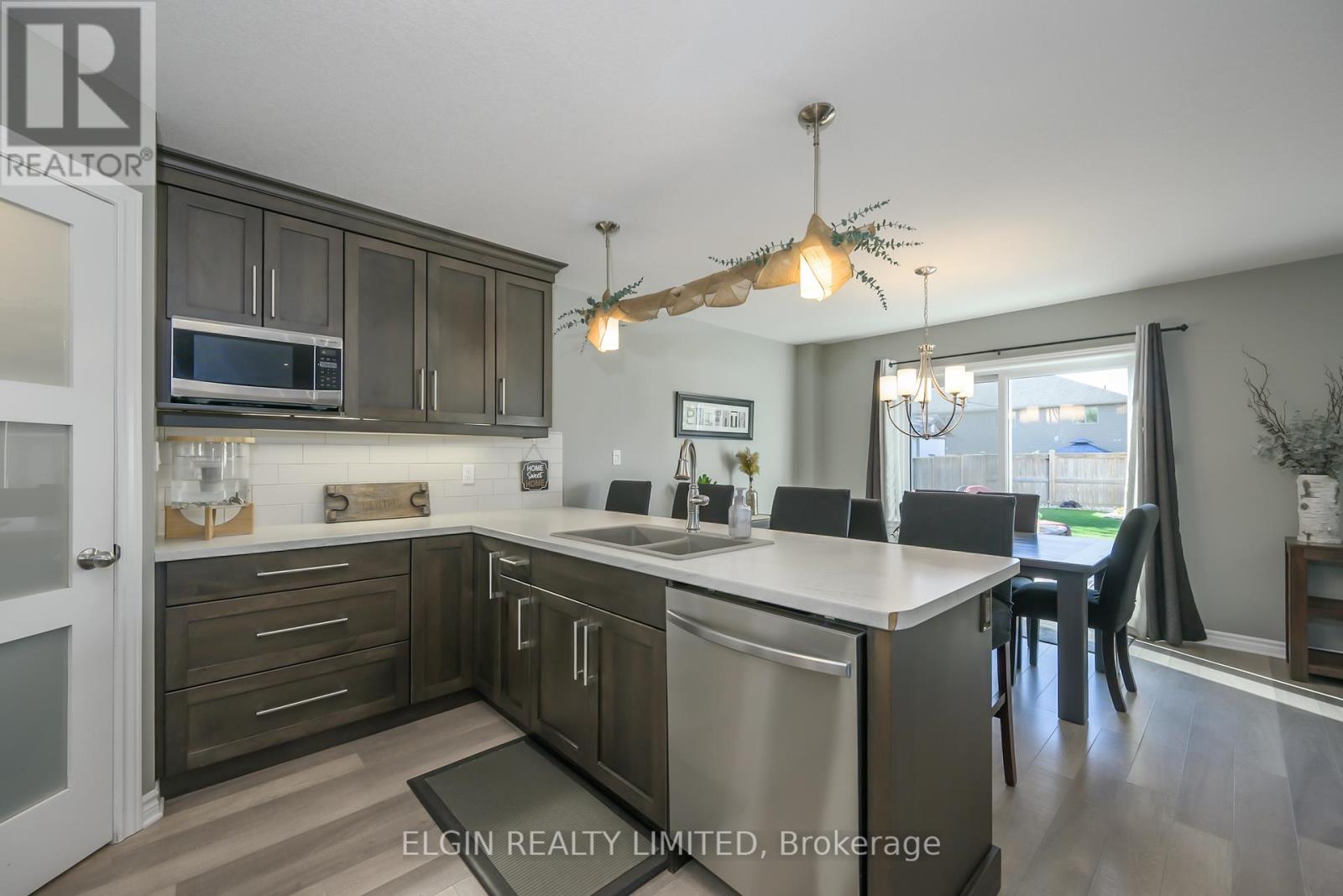 12 Russet Lane, St. Thomas, Ontario  N5R 0E5 - Photo 12 - X12434526