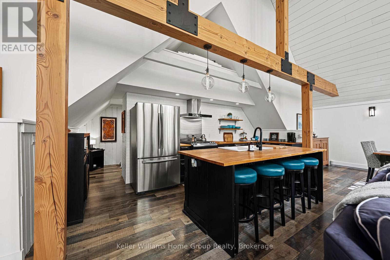 219 Bowles Bluff Road, Grey Highlands, Ontario  L0C 1H0 - Photo 17 - X12434398