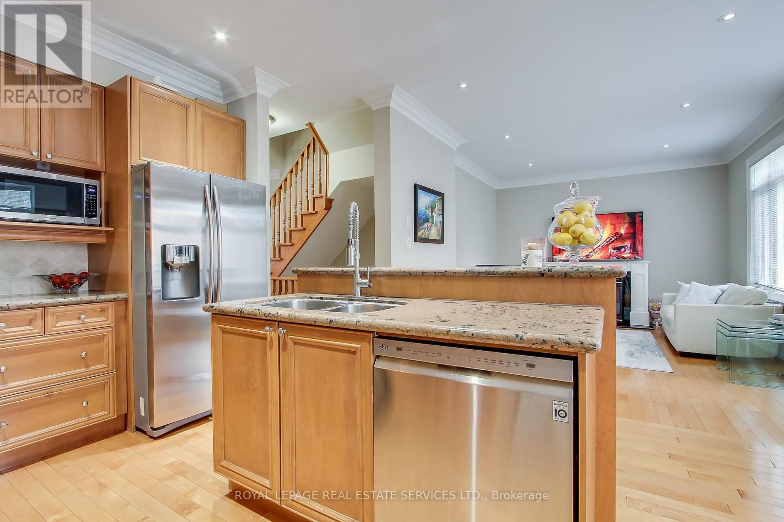3 Tyre Avenue, Toronto, Ontario  M9A 1C5 - Photo 13 - W12434058