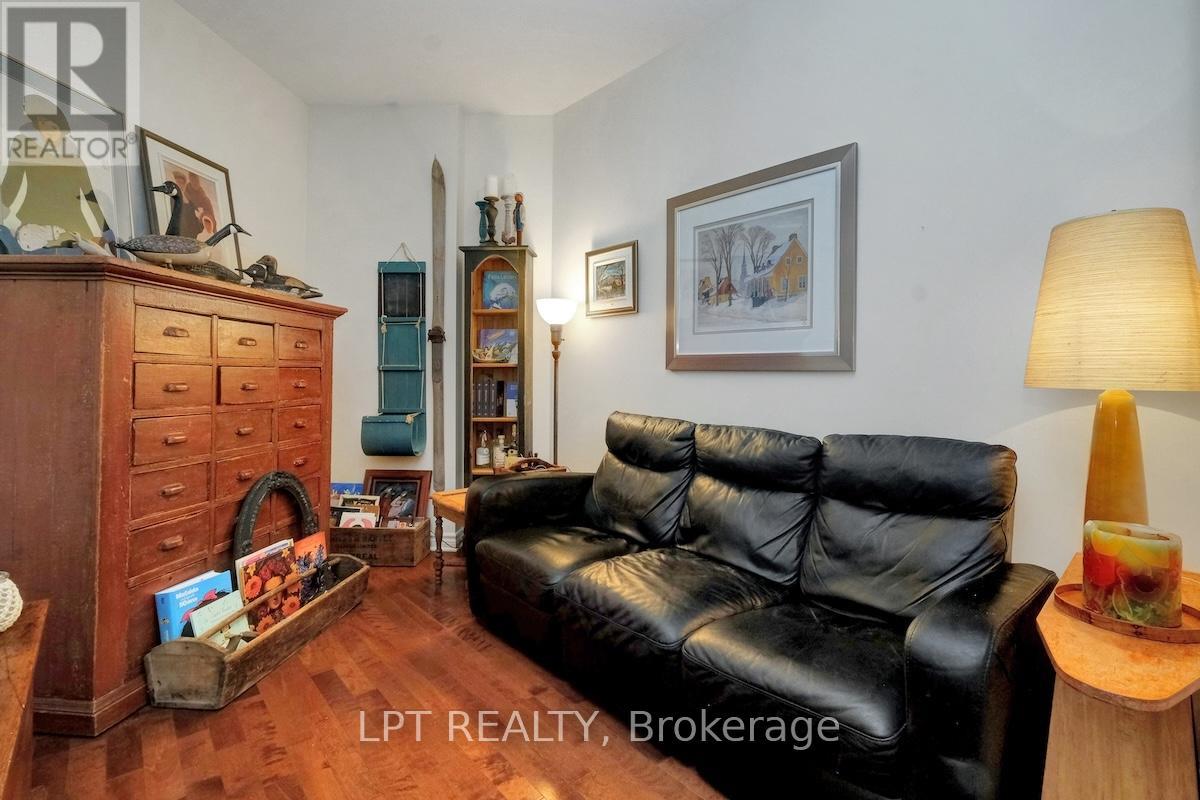 102 - 205 Bolton Street, Ottawa, Ontario  K1N 1K7 - Photo 30 - X12434400