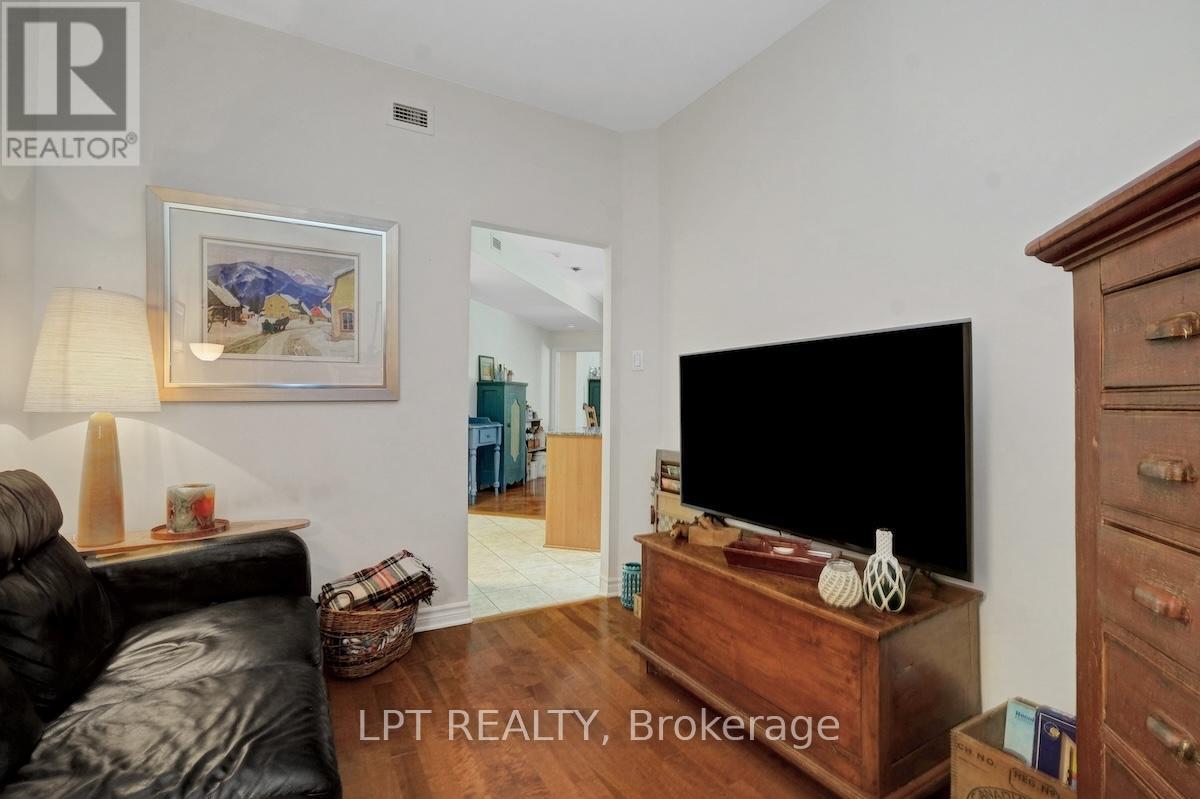 102 - 205 Bolton Street, Ottawa, Ontario  K1N 1K7 - Photo 31 - X12434400