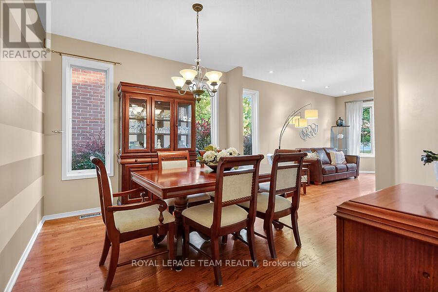 22 Birchfield Avenue, Ottawa, Ontario  K2M 2N5 - Photo 10 - X12434419