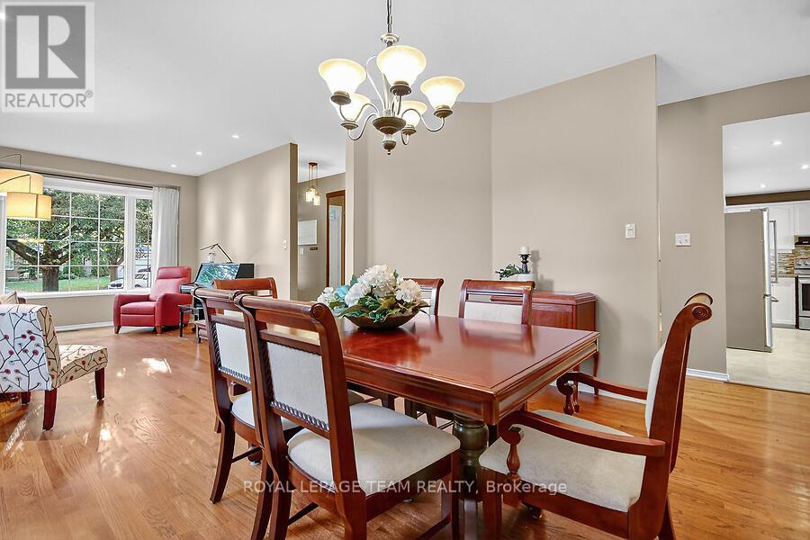 22 Birchfield Avenue, Ottawa, Ontario  K2M 2N5 - Photo 11 - X12434419