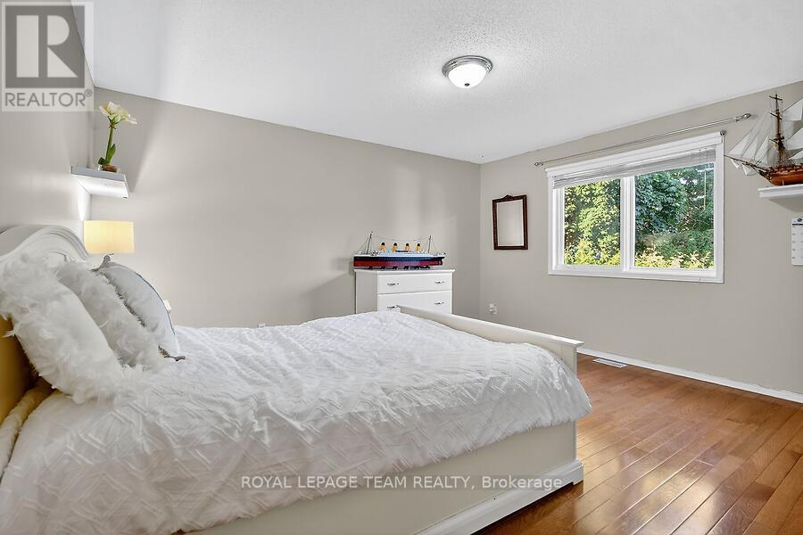 22 Birchfield Avenue, Ottawa, Ontario  K2M 2N5 - Photo 30 - X12434419