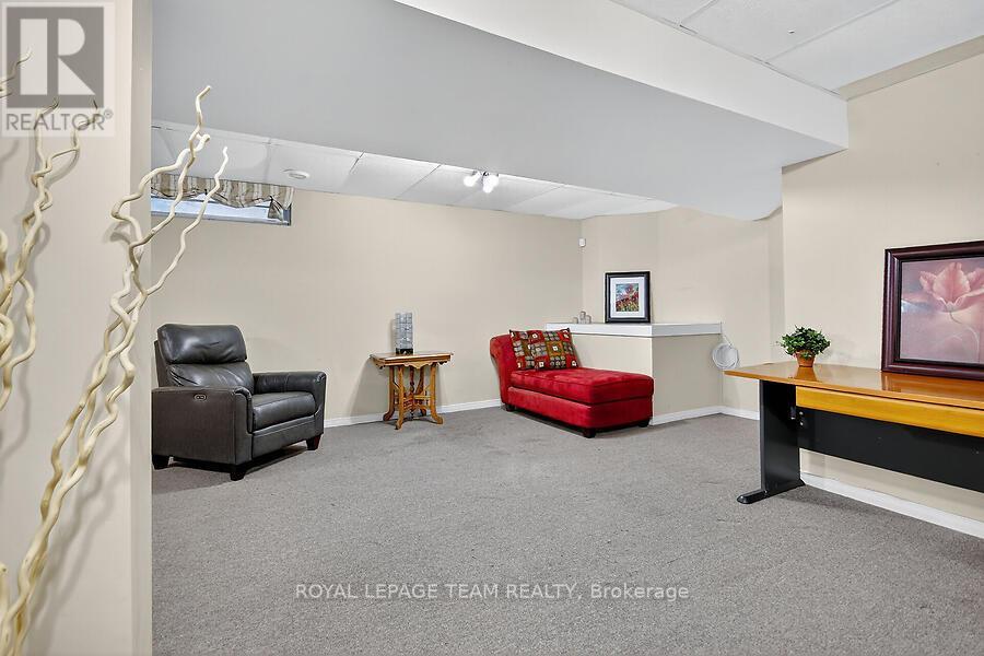 22 Birchfield Avenue, Ottawa, Ontario  K2M 2N5 - Photo 33 - X12434419