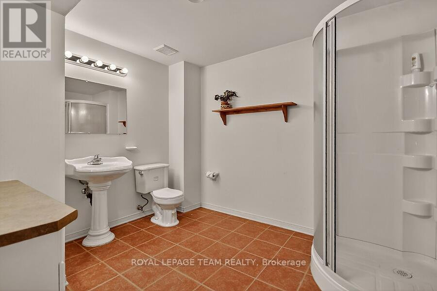 22 Birchfield Avenue, Ottawa, Ontario  K2M 2N5 - Photo 38 - X12434419