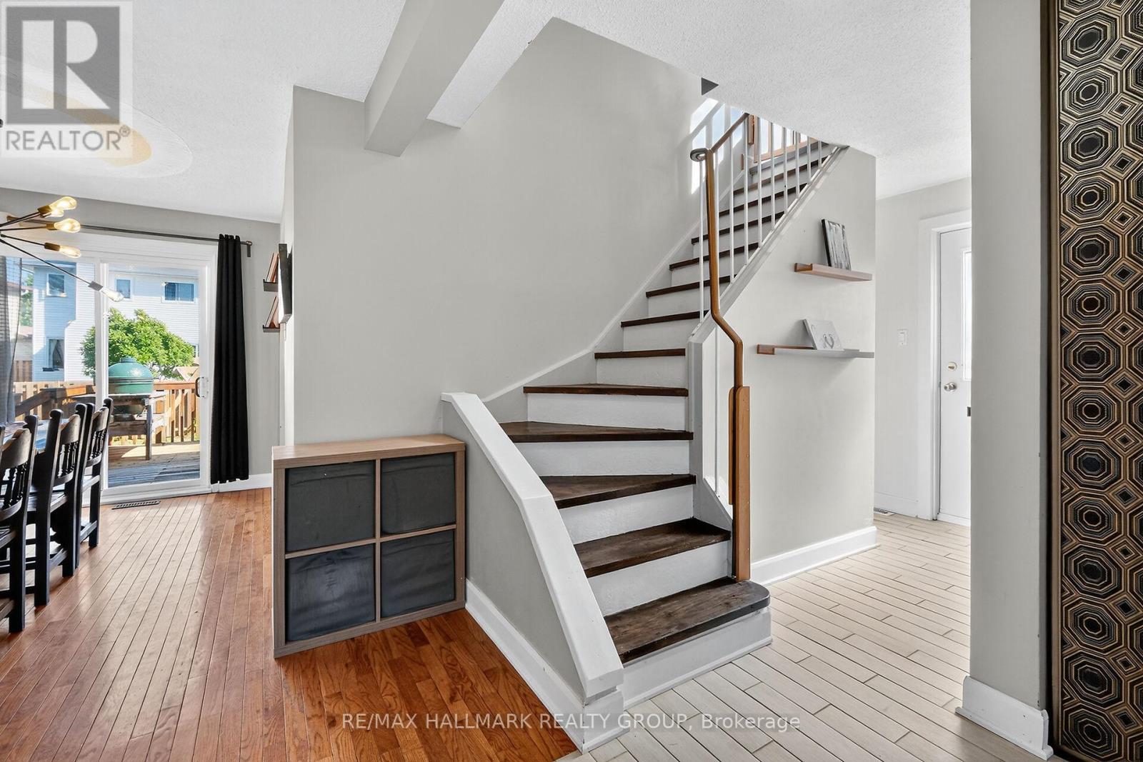 1821 Brousseau Crescent, Ottawa, Ontario  K1C 2Y5 - Photo 11 - X12434478