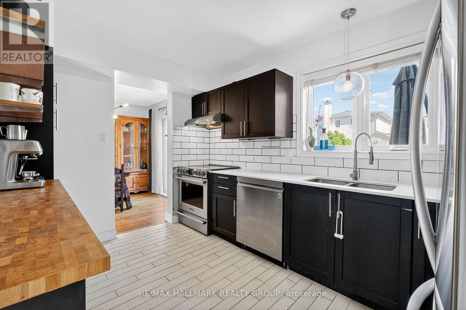 1821 Brousseau Crescent, Ottawa, Ontario  K1C 2Y5 - Photo 12 - X12434478