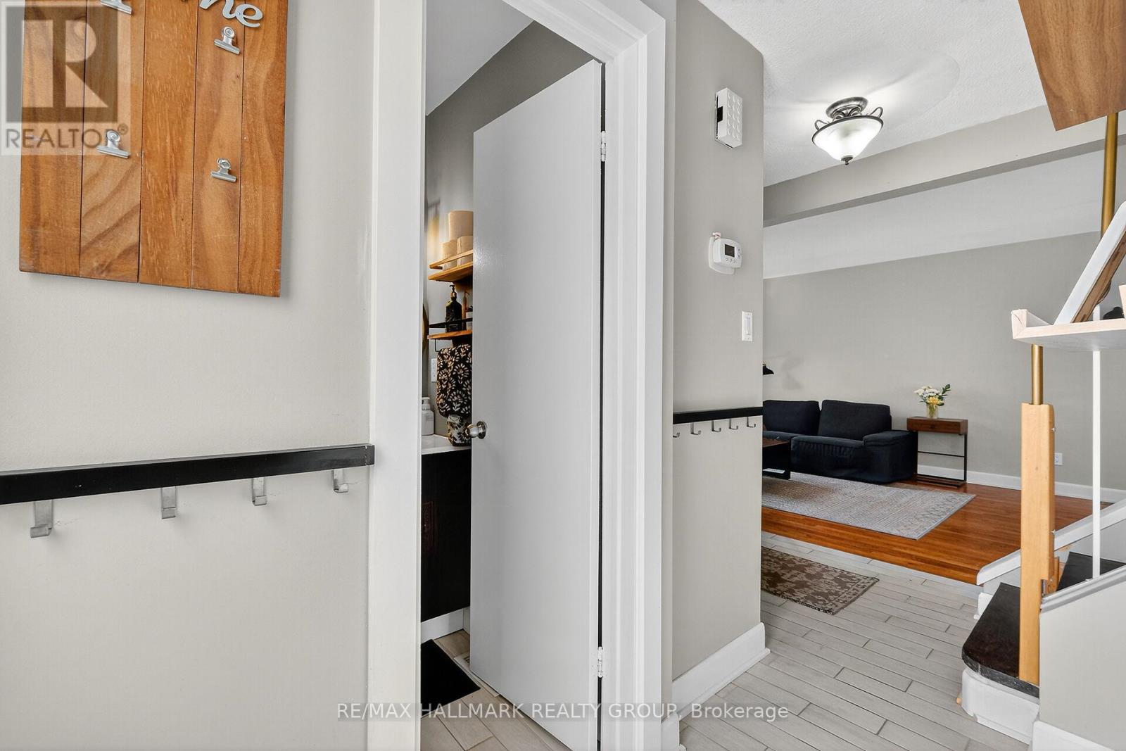 1821 Brousseau Crescent, Ottawa, Ontario  K1C 2Y5 - Photo 19 - X12434478